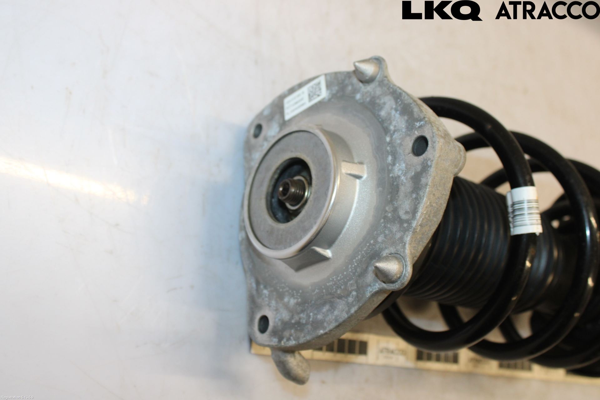 Volkswagen VW ID.4 21- Fjäderben Fram Höger