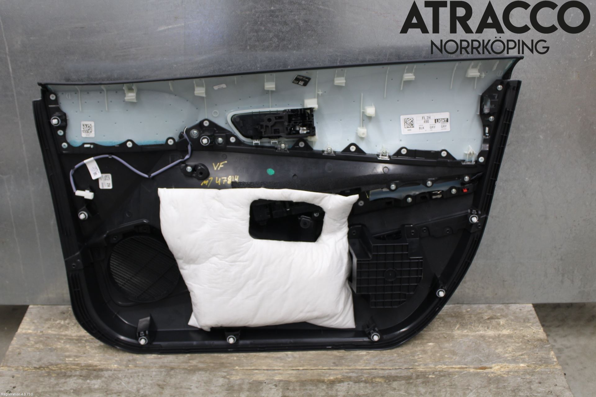 Toyota COROLLA 19- Dörrklädsel Vä