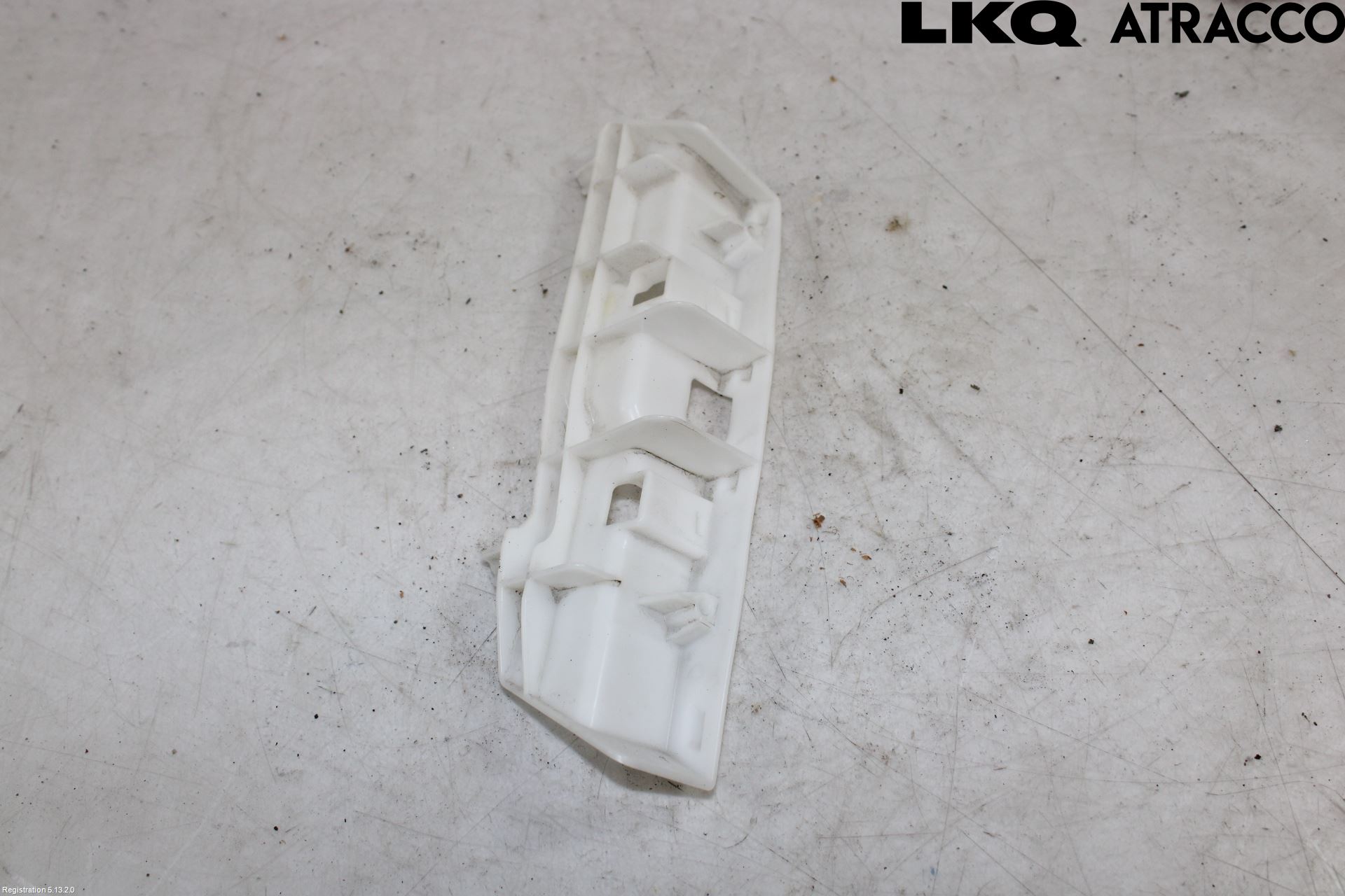 Lexus IS 250/350 14-20 Stötfångarfäste Fram Hö