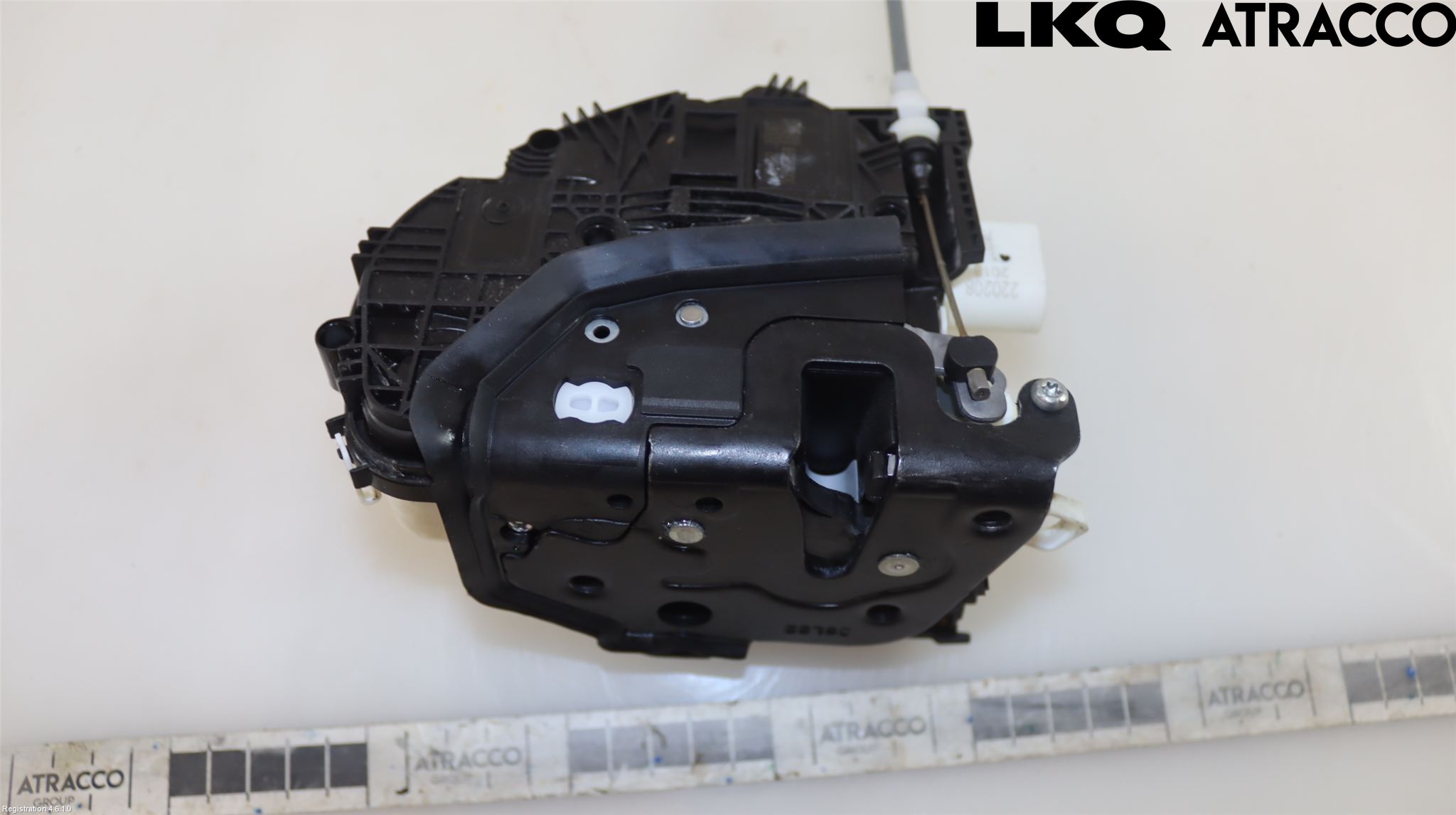 Audi A4/S4 B9 20- Låskista-Dörrlås