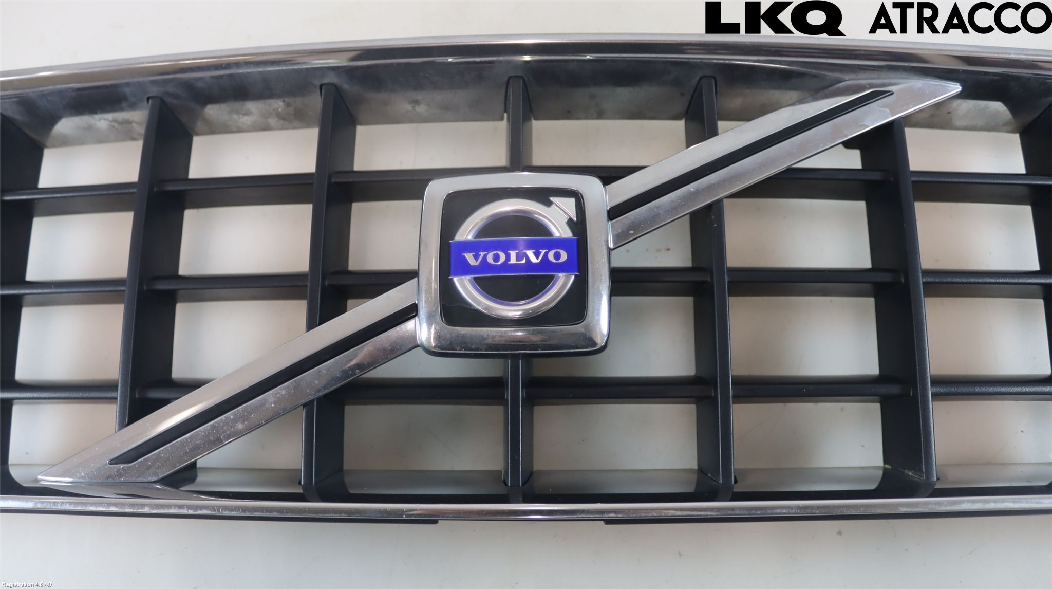Volvo XC90 03-06 Grill Komp