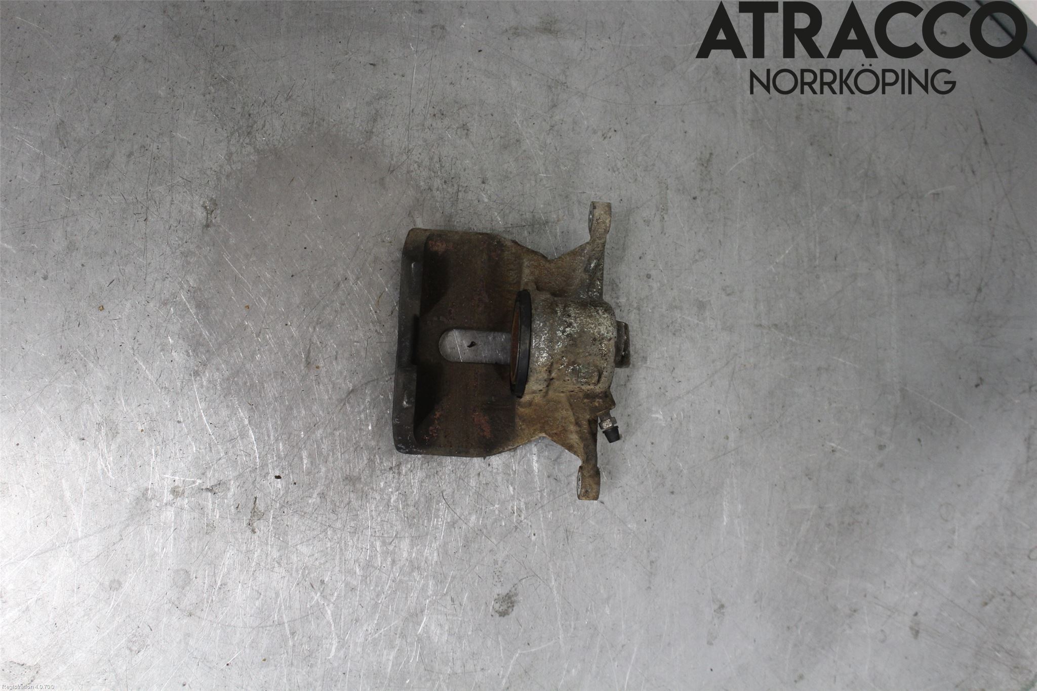 Volkswagen VW PASSAT 15-19 Bromsok Fram Höger