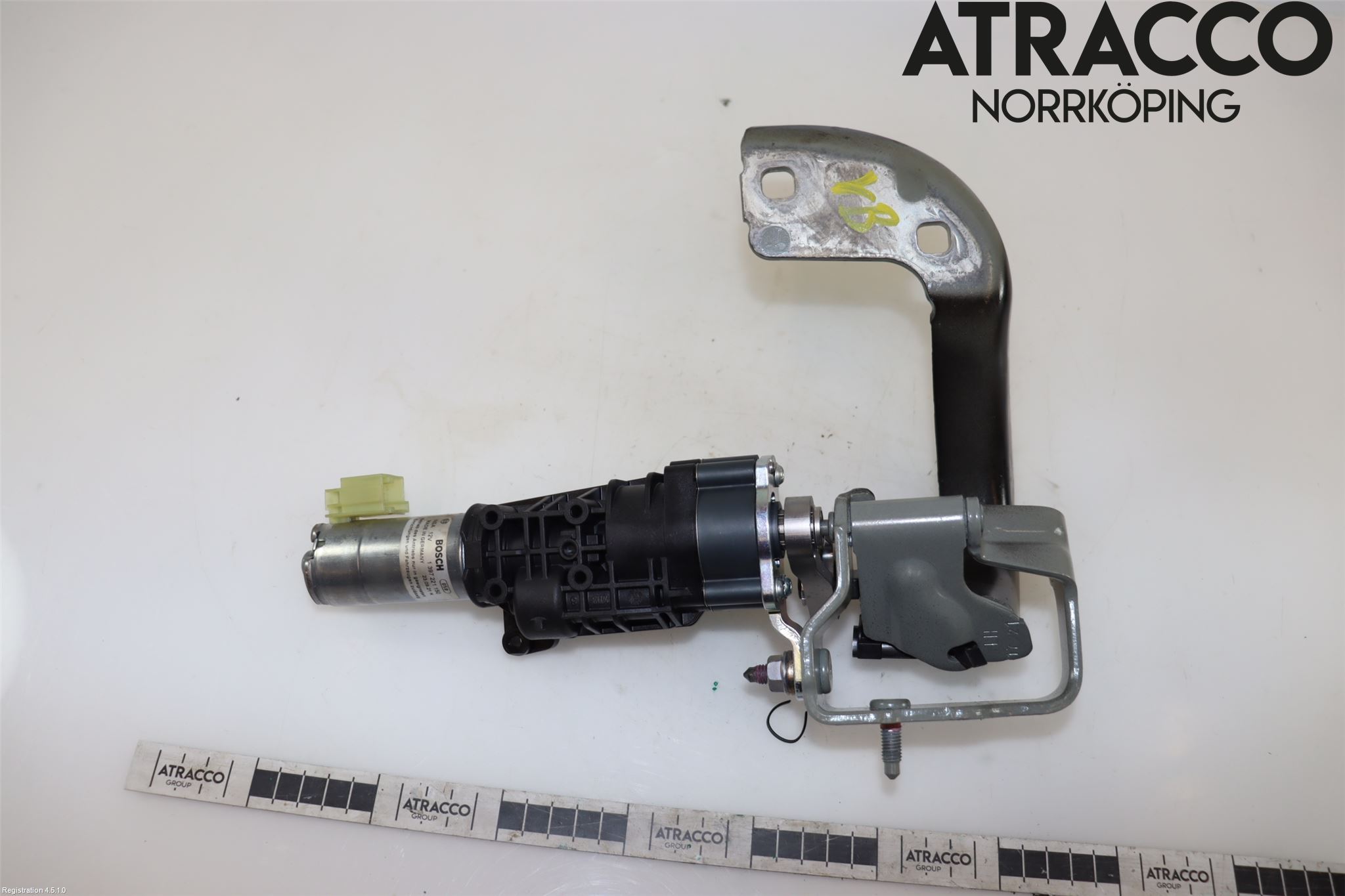 Audi A4/S4 B9 20- Bakluckeöppnare Automatisk