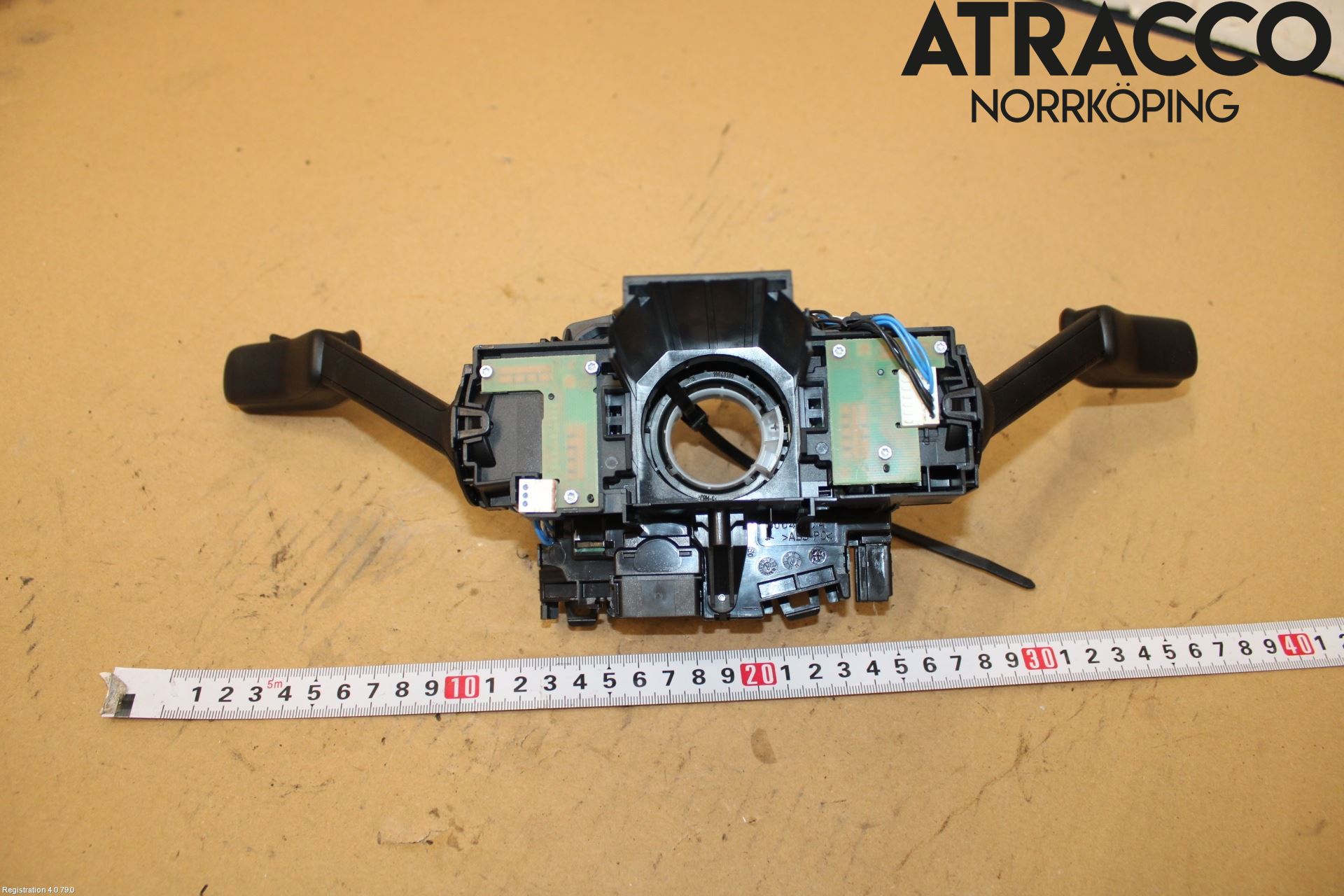 Volkswagen VW GOLF / E-GOLF VII 13-20 Spakcentral