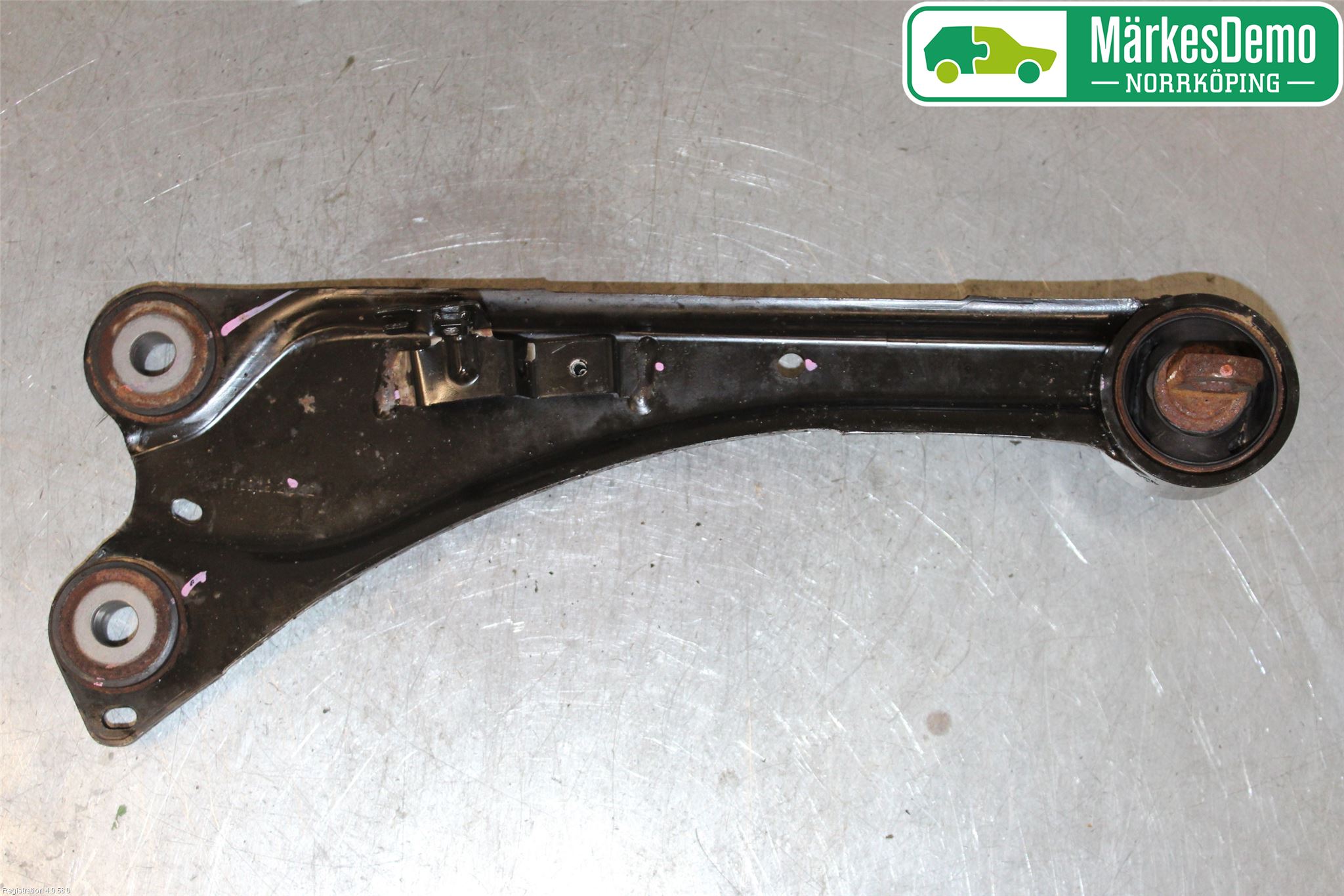 Toyota AURIS 13-19 Bärarm Bak Höger