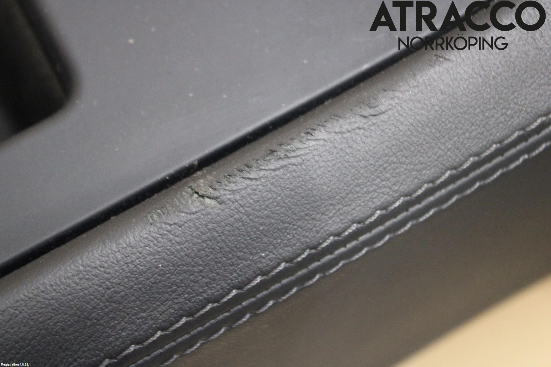 Audi A8/S8 4E  02-09 Instrumentkonsoll Mitt