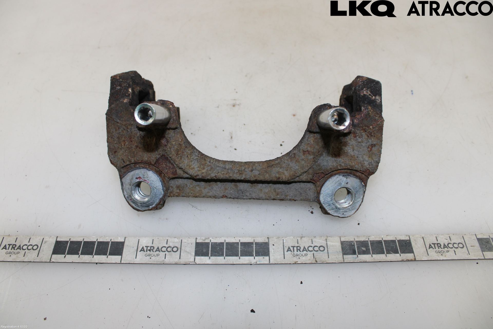 Volvo XC70 14-16 Bromsokshållare