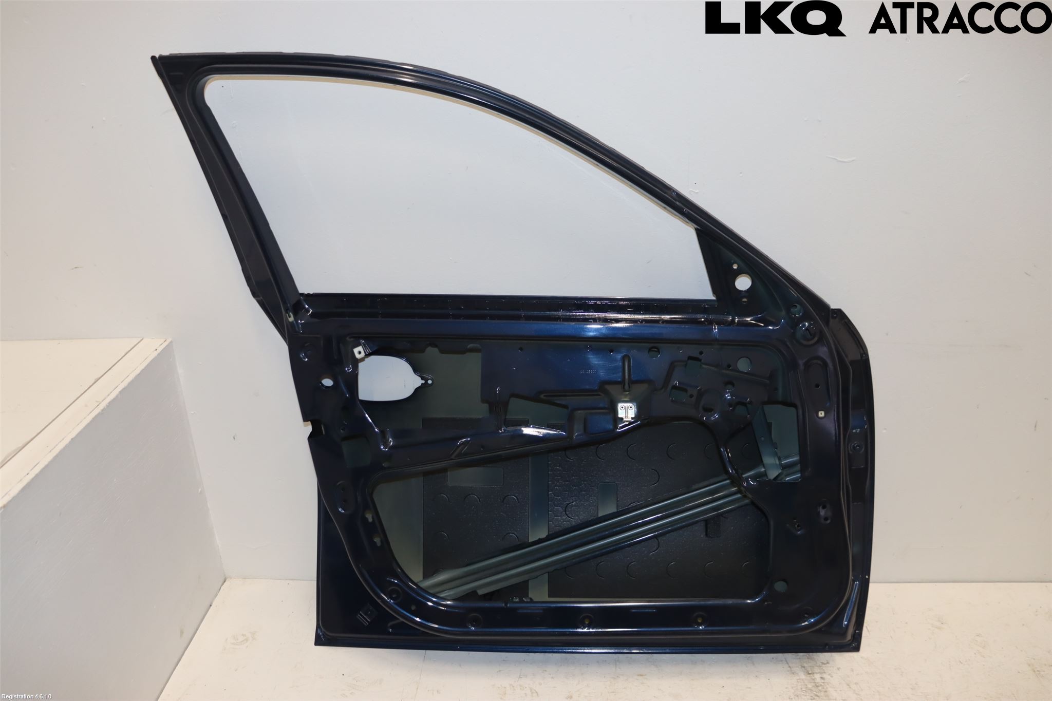 BMW 5 E60/61 Sed/Tou 02-10 Dörr Fram Vänster