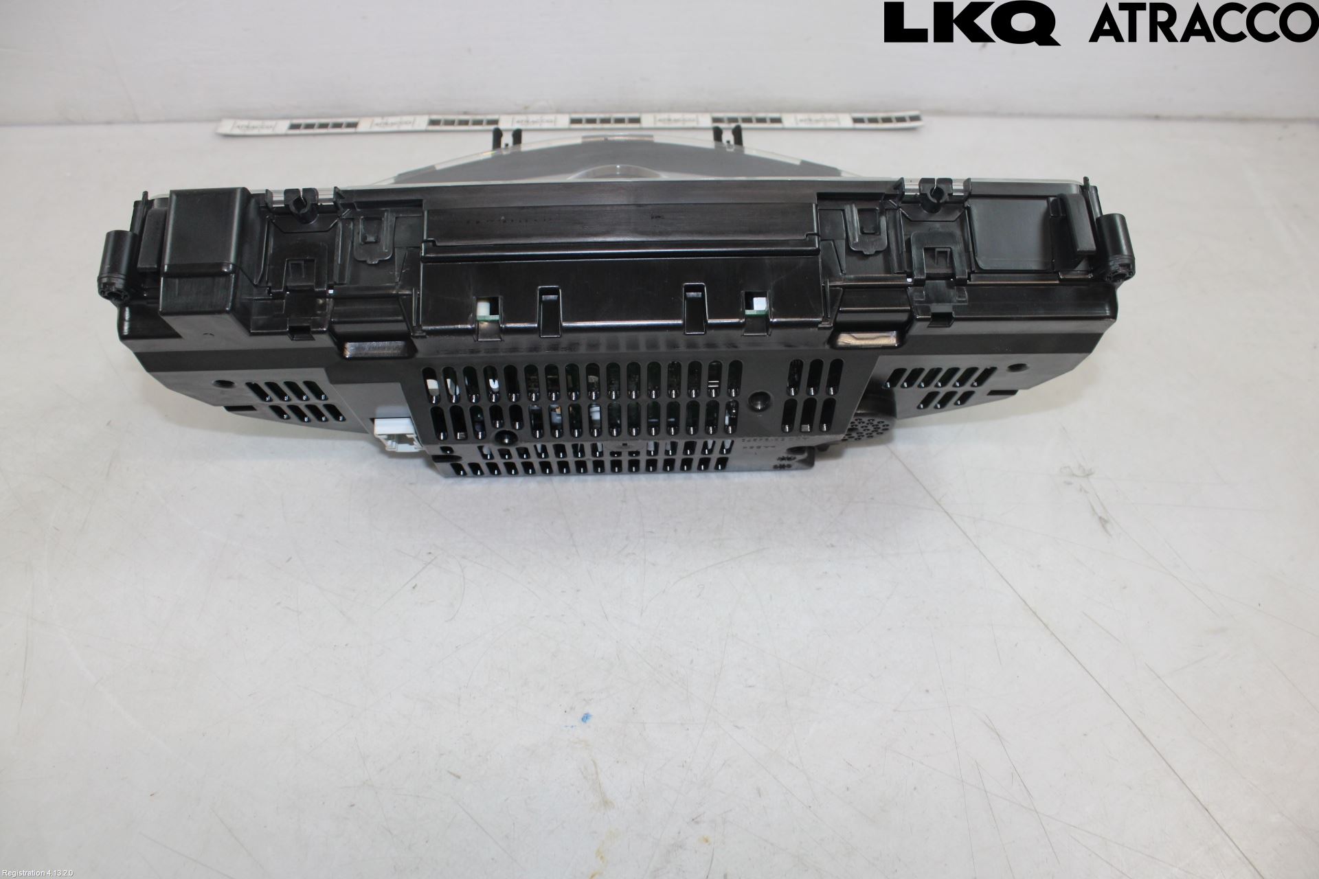 Mercedes-Benz MB C-KLASS (W204) 07-15 Instrument Komb