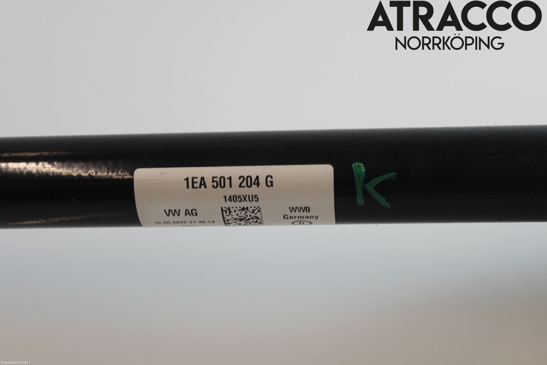 CUPRA BORN 22- Drivaxel Bak Höger