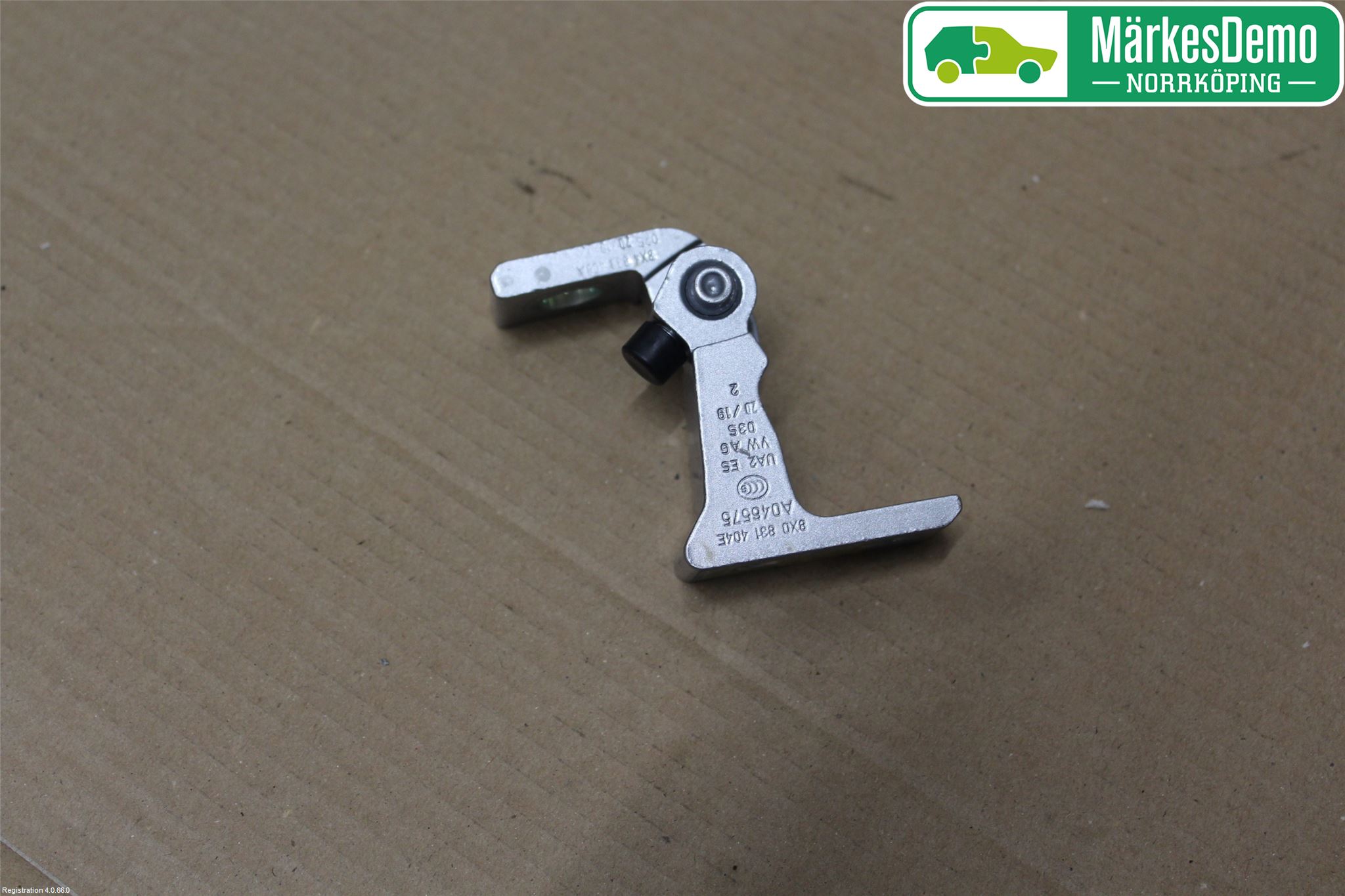 Seat ARONA Dörrgångjärn