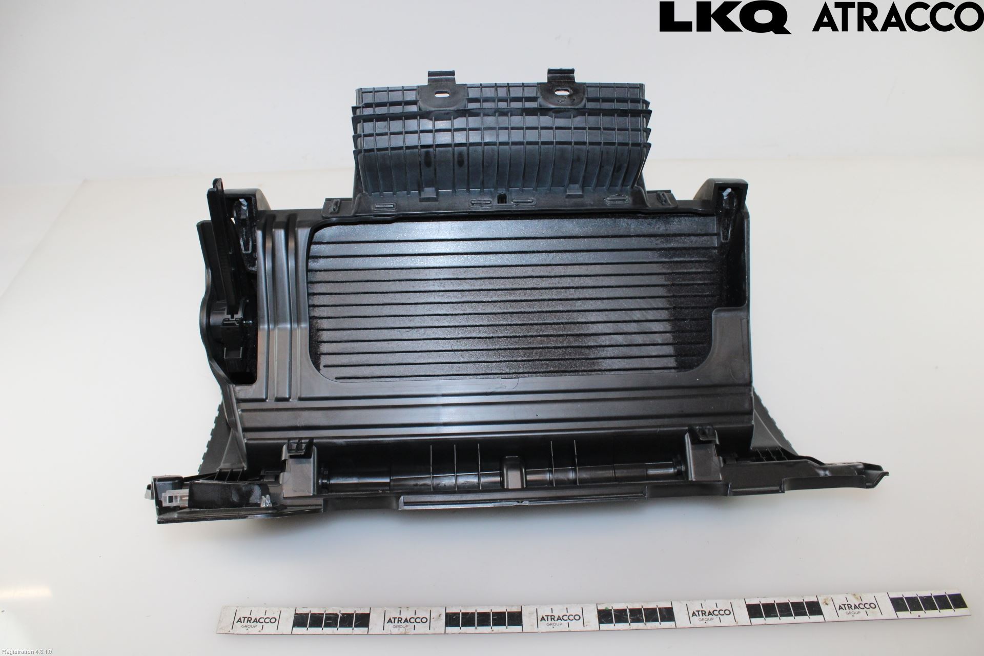 Volkswagen VW PASSAT 15-19 Handskfack