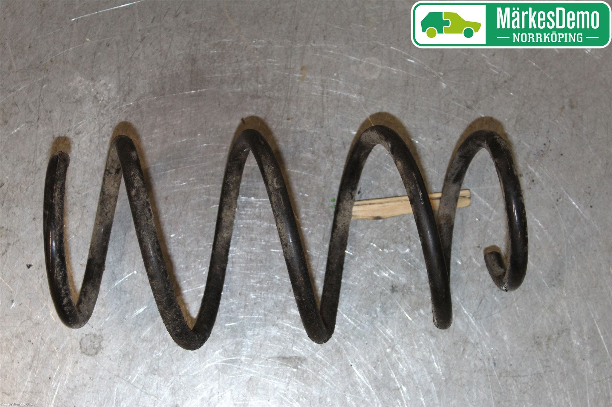 Skoda SUPERB 09-15 Fjäder Fram