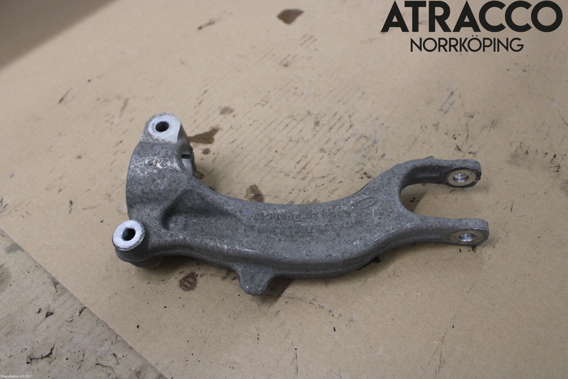 Audi A4/S4 B9 20- Fjäderben Fram Höger