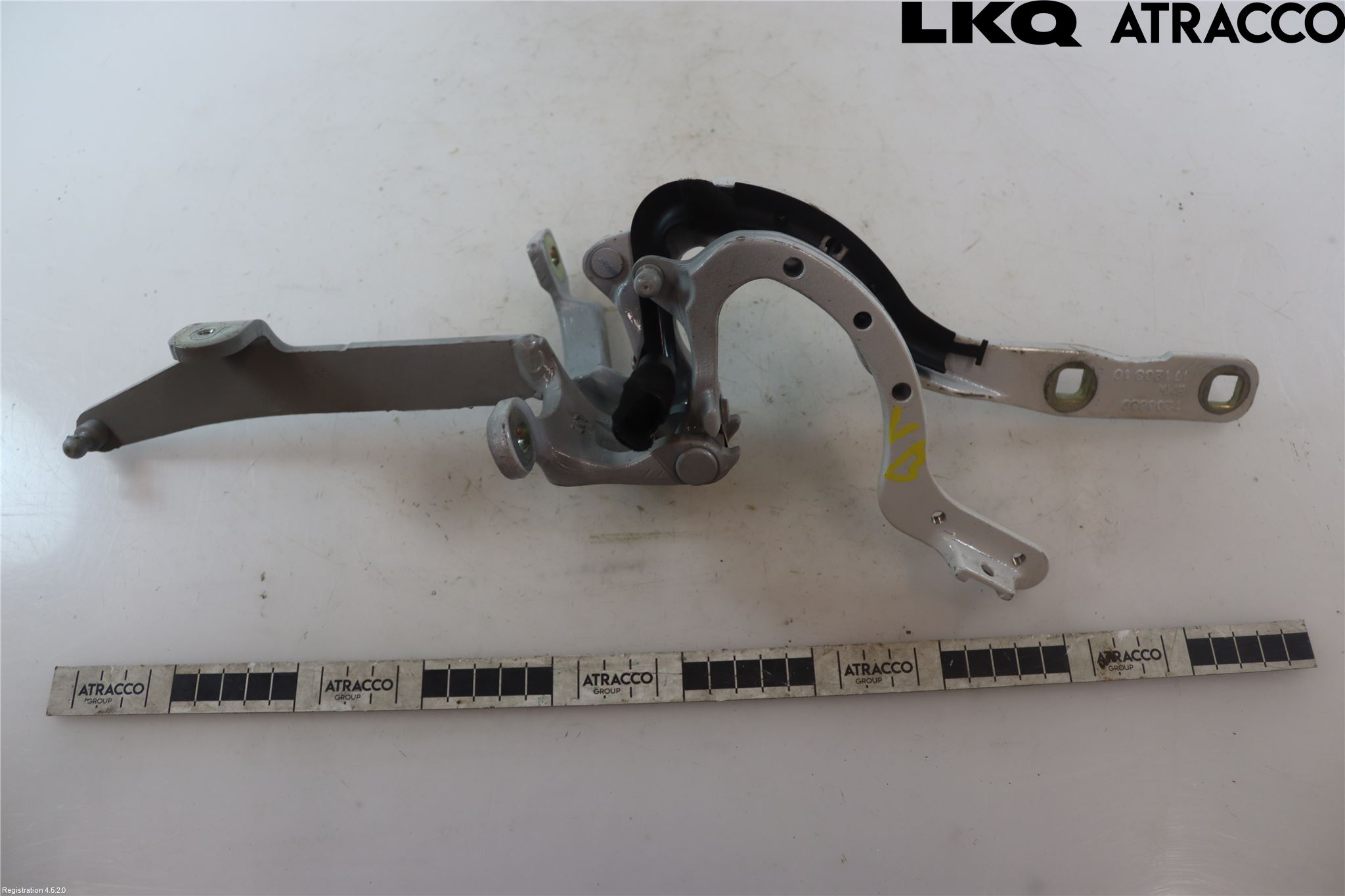 BMW 5 F10/F11/F18 09-17 Bakluckegångjärn Vä