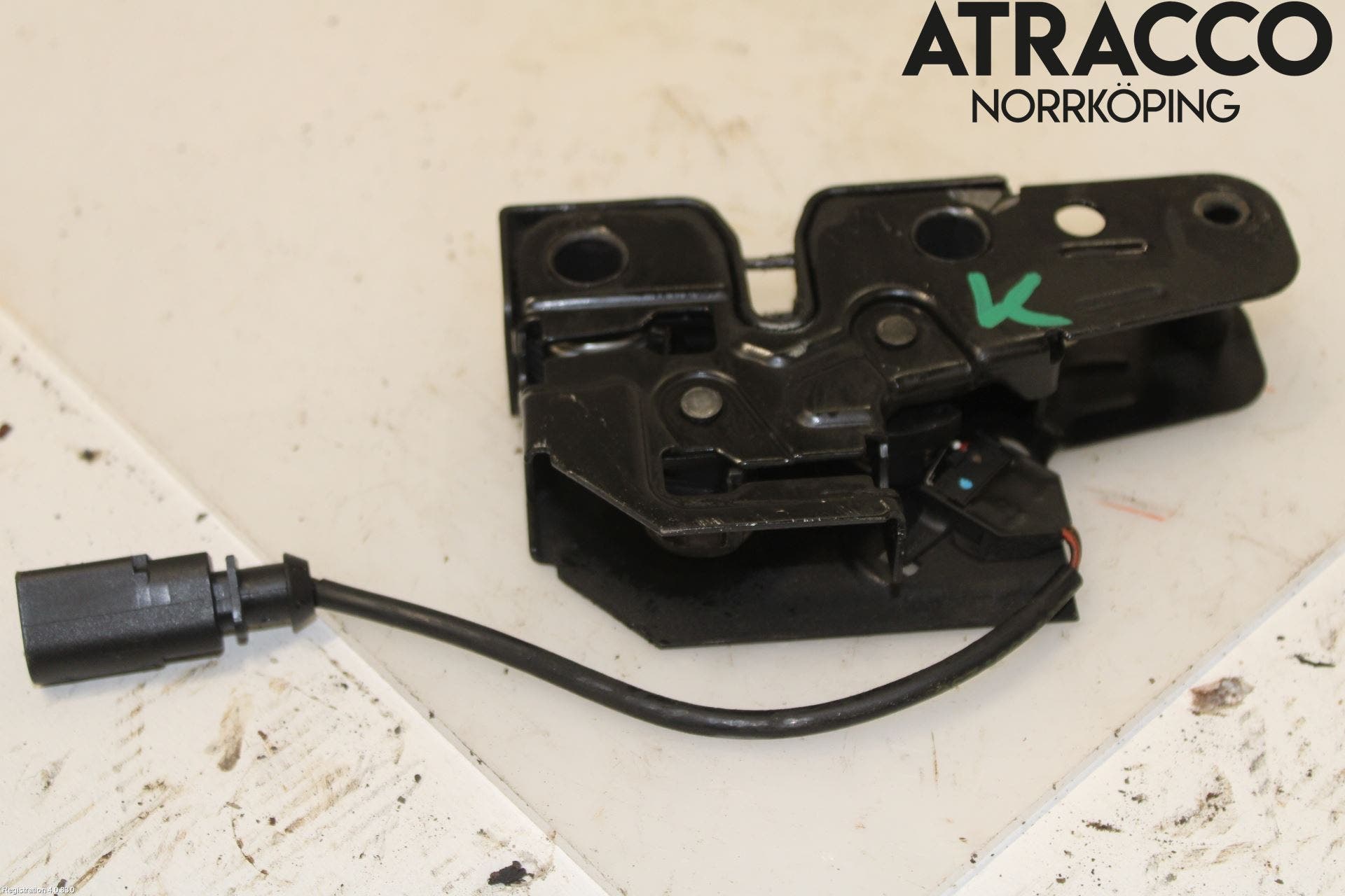 Skoda FABIA 07-14 Huvlås