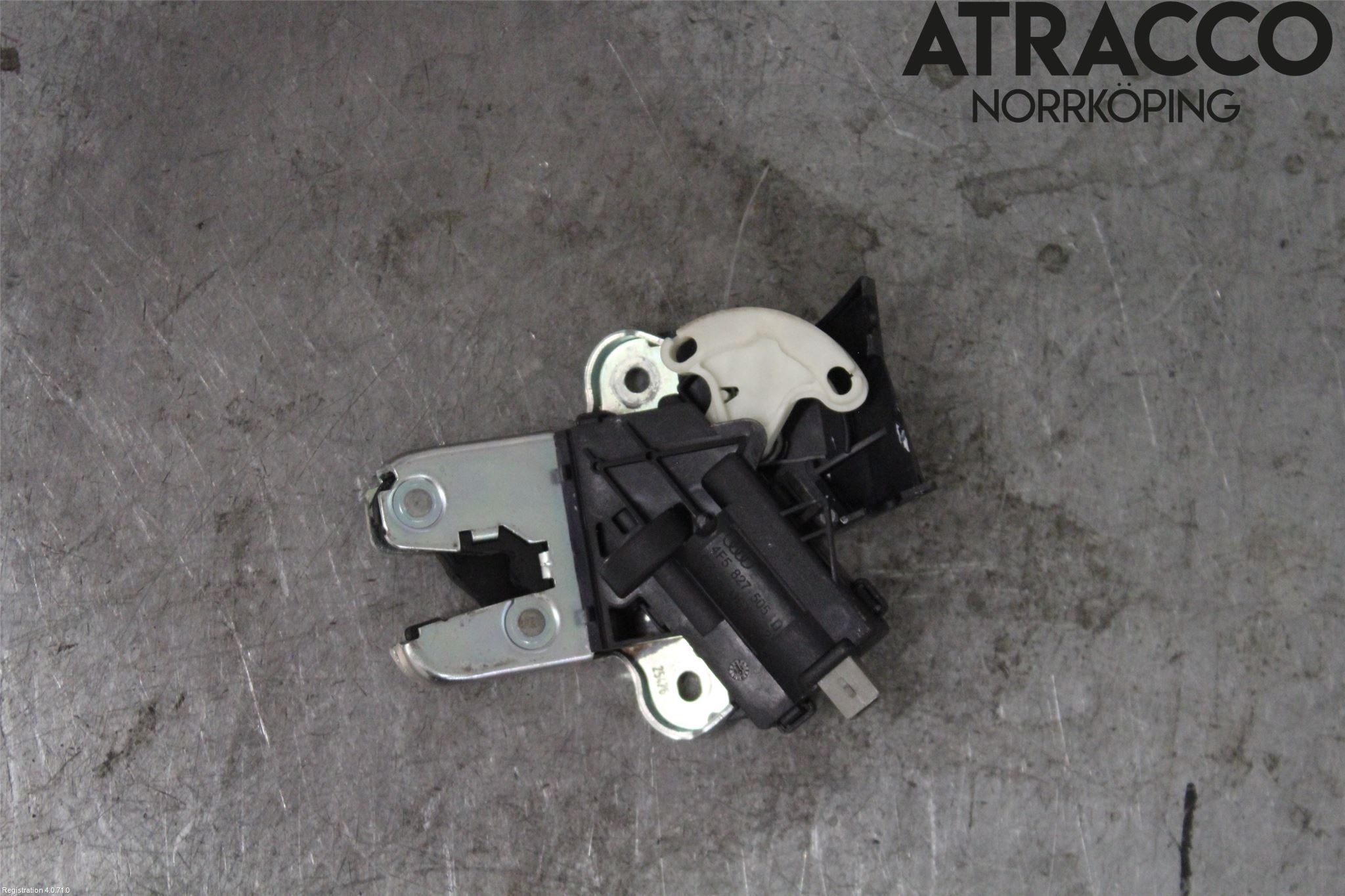 Volkswagen VW EOS  06-10 Låskista Baklucka