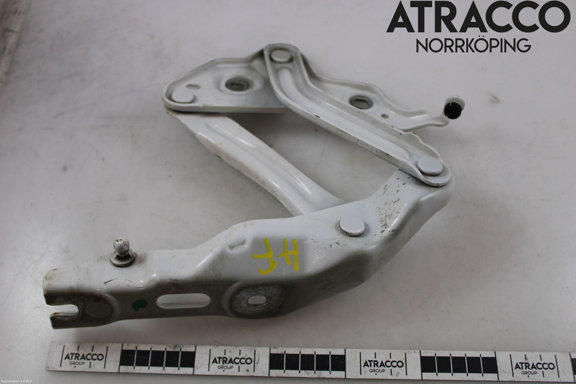 Skoda OCTAVIA (NX) 20- Huvgångjärn