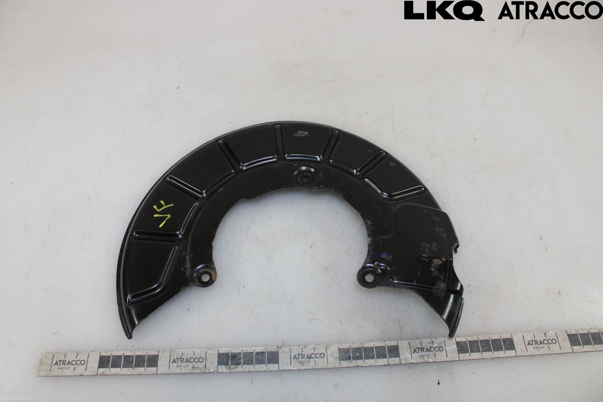 Volkswagen VW GOLF V 04-09 Bromssköld Fram