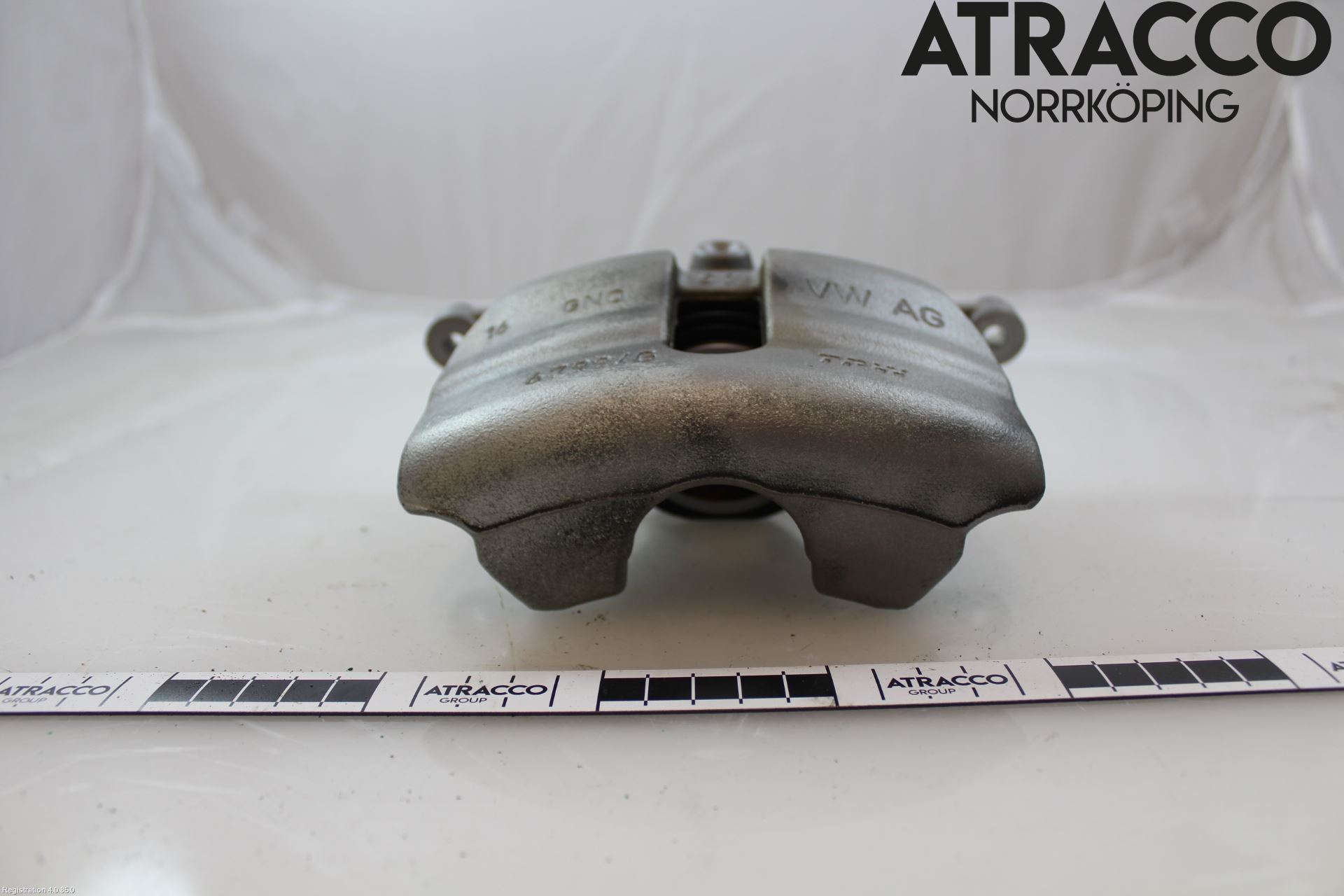 Audi A3/S3 8Y 21- Bromsok Fram Höger