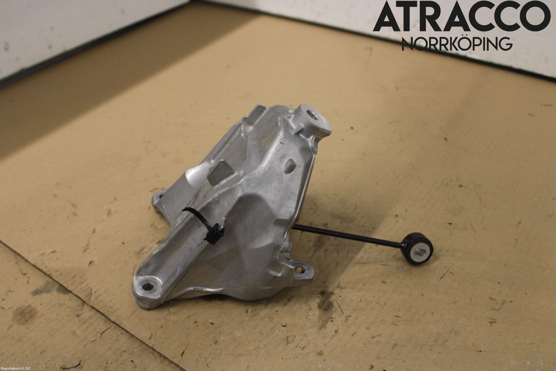 Audi A5 17- Motorfäste