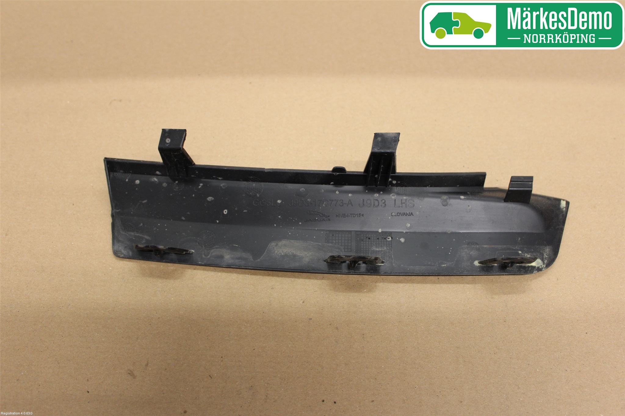 Jaguar I-PACE 18- Stötfångardel Bak Vä