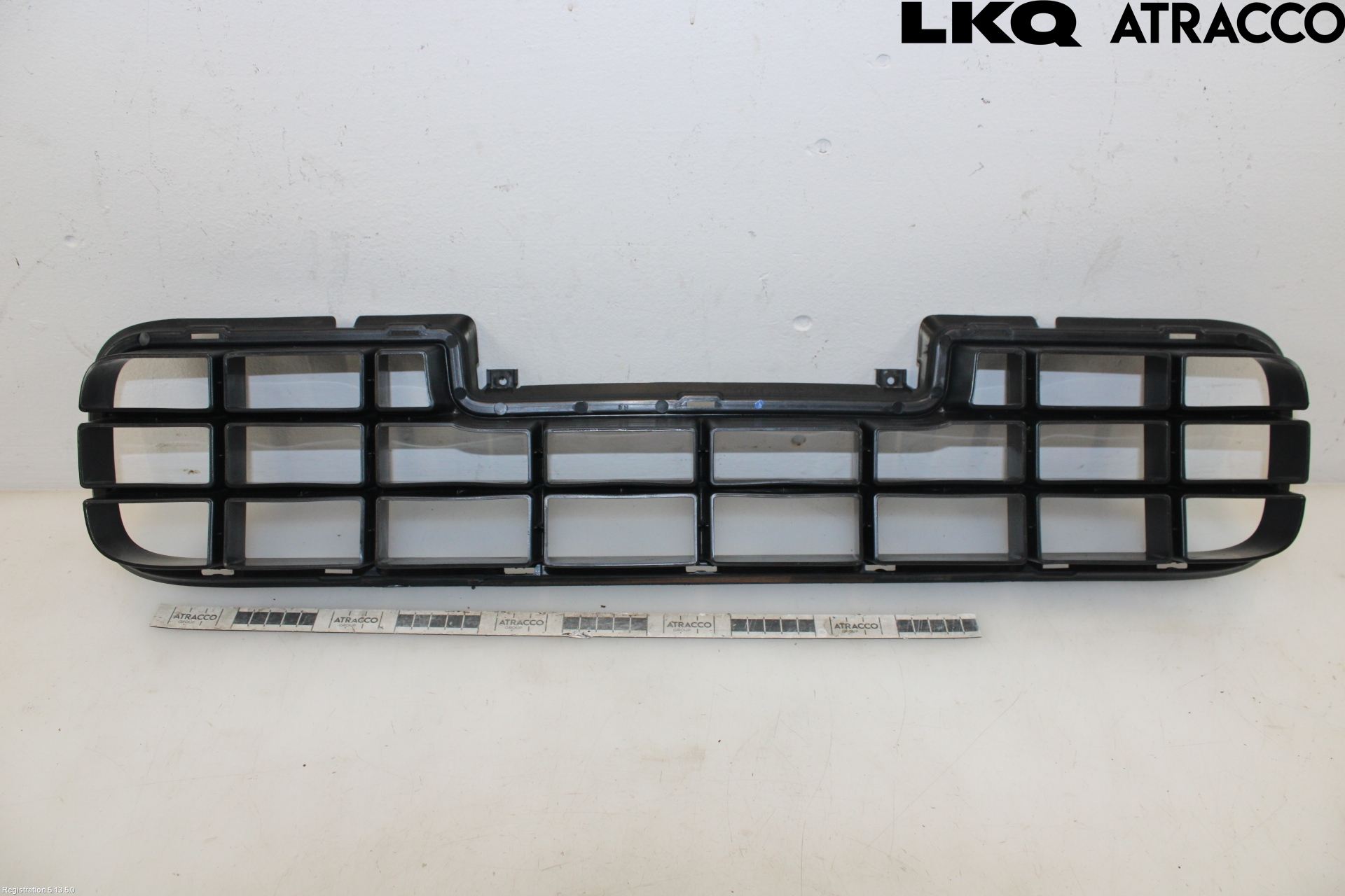 Kia SPORTAGE (JE) 05-10 Grill-Galler