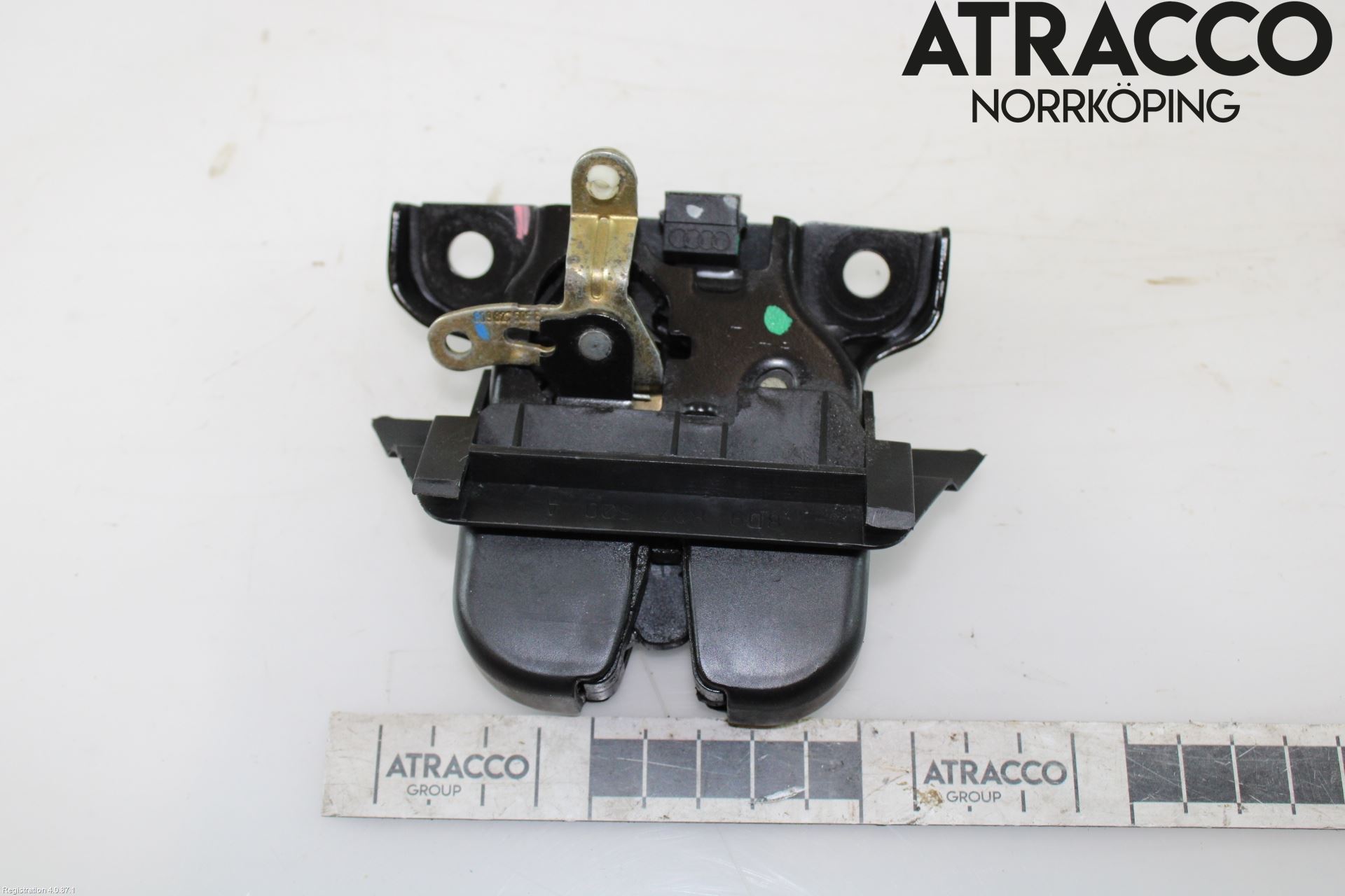 Audi A4/S4 99B-00 Låskista Baklucka