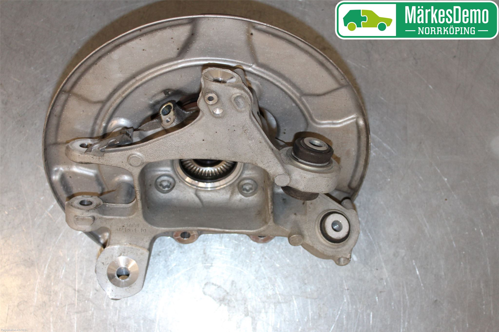 BMW 5 G30/G31/F90 17-23 Hjullagerhus-Spindel Hö B