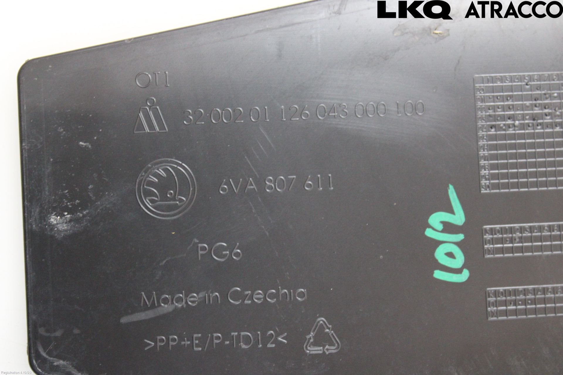 Skoda FABIA 22- Spoiler Fram