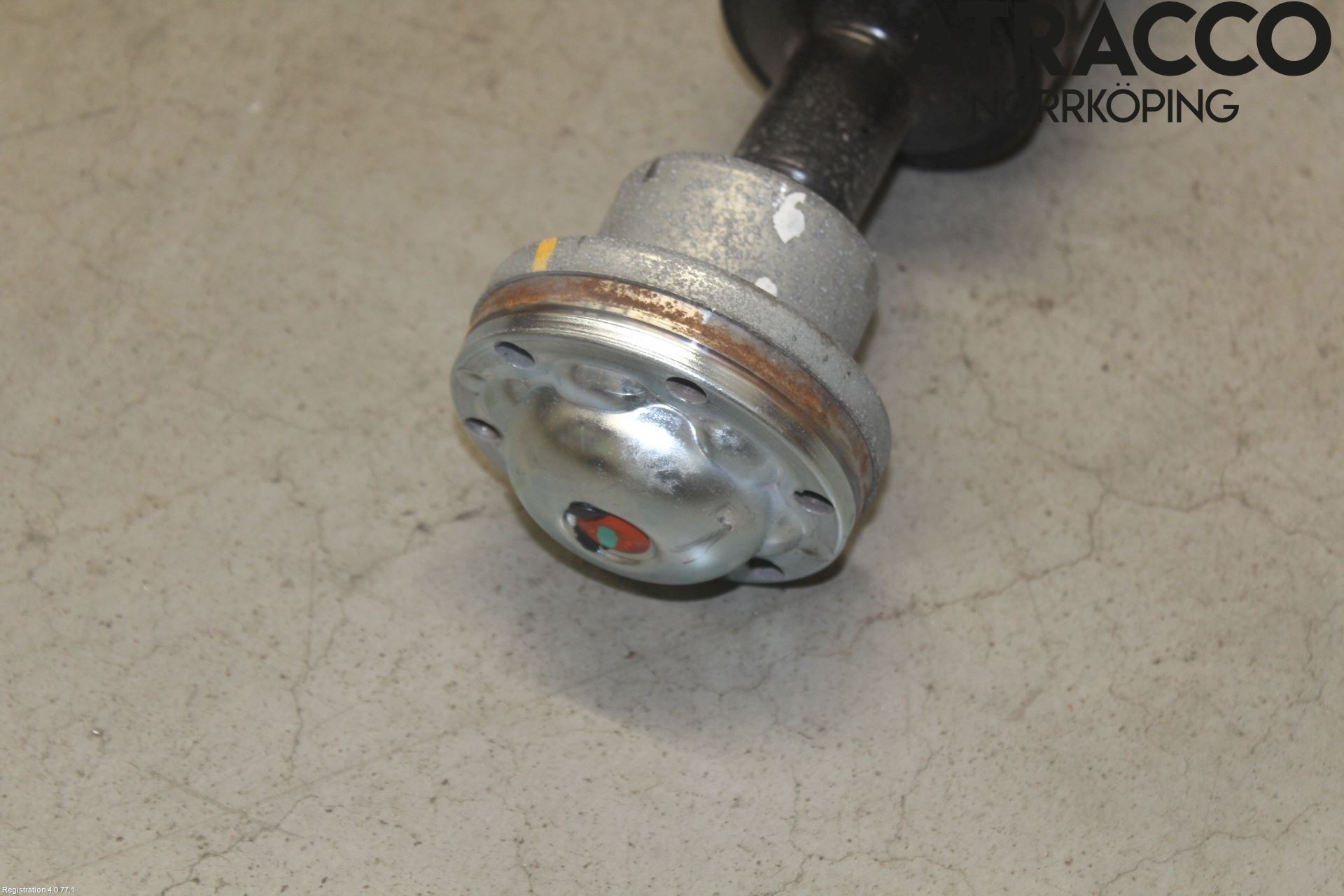 Jaguar E-PACE 17- Mellanaxel Komp