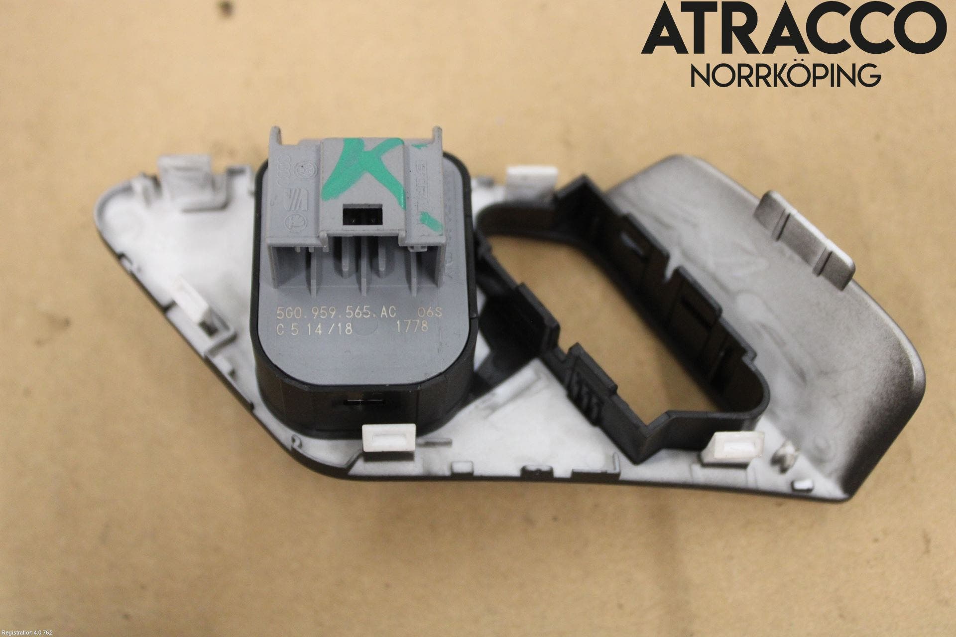 Volkswagen VW GOLF / E-GOLF VII 13-20 Strömställare Spegel