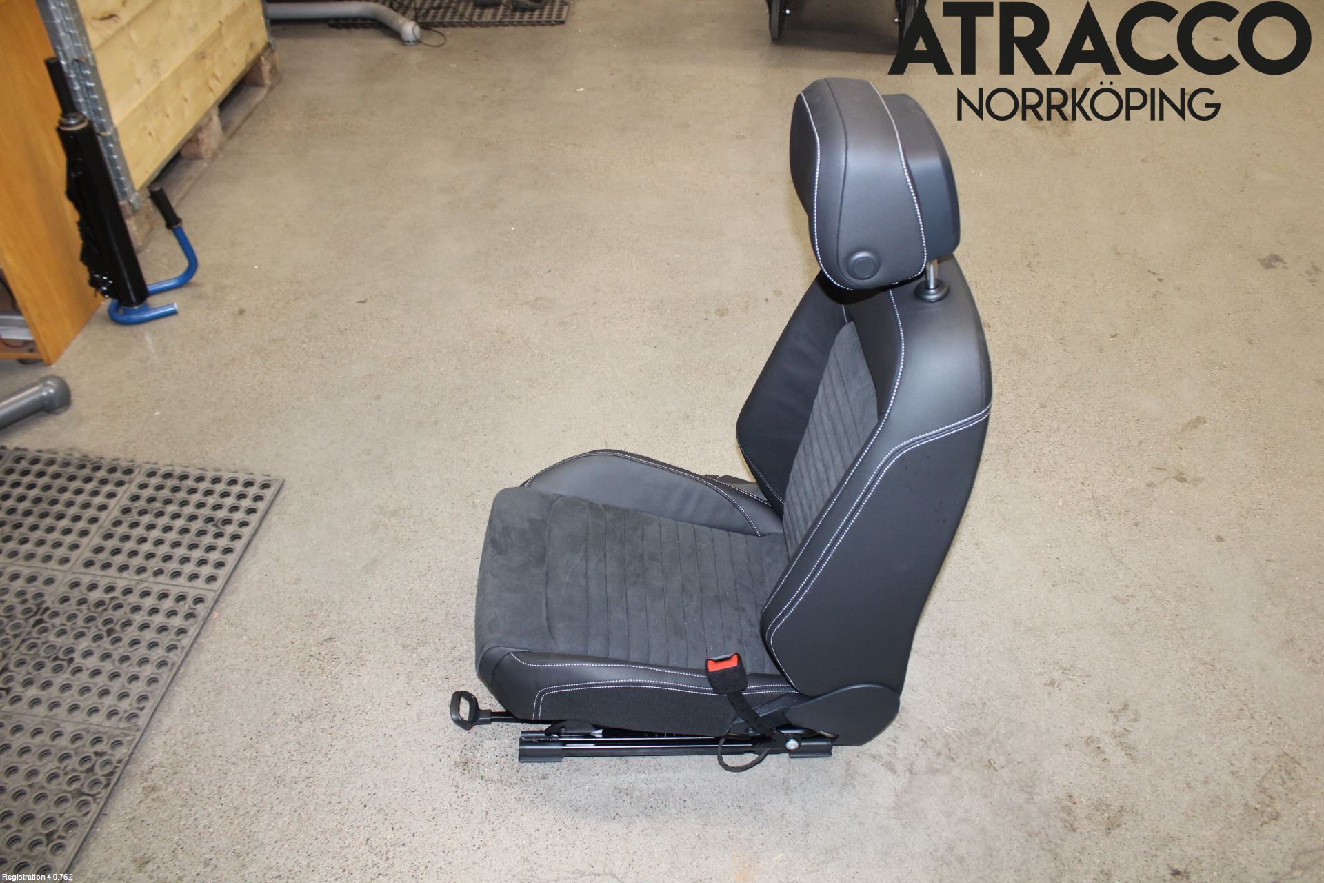 Volkswagen VW PASSAT 20-24 Inredning Stol Fram Hö