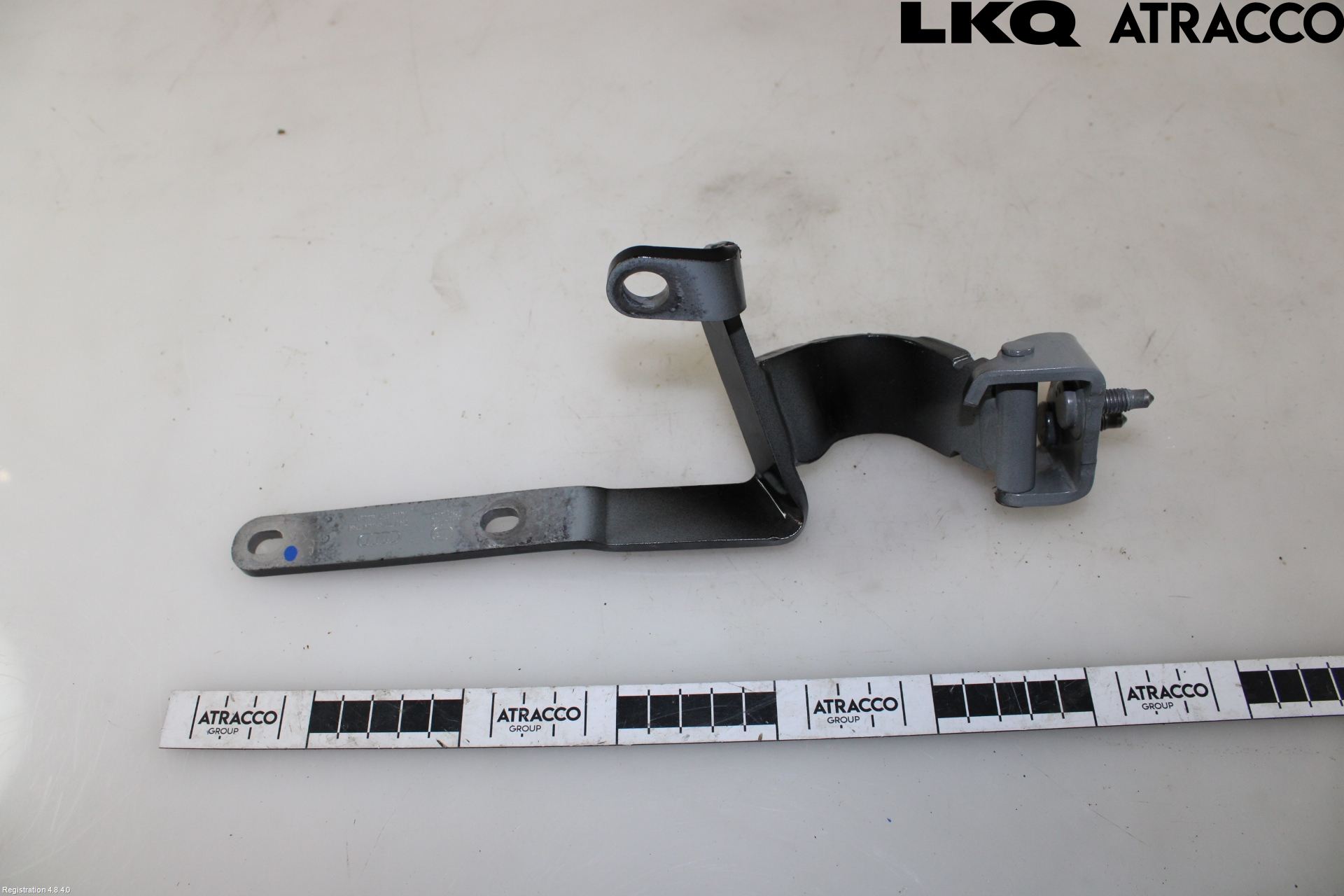 Audi A5 17- Bakluckegångjärn Hö