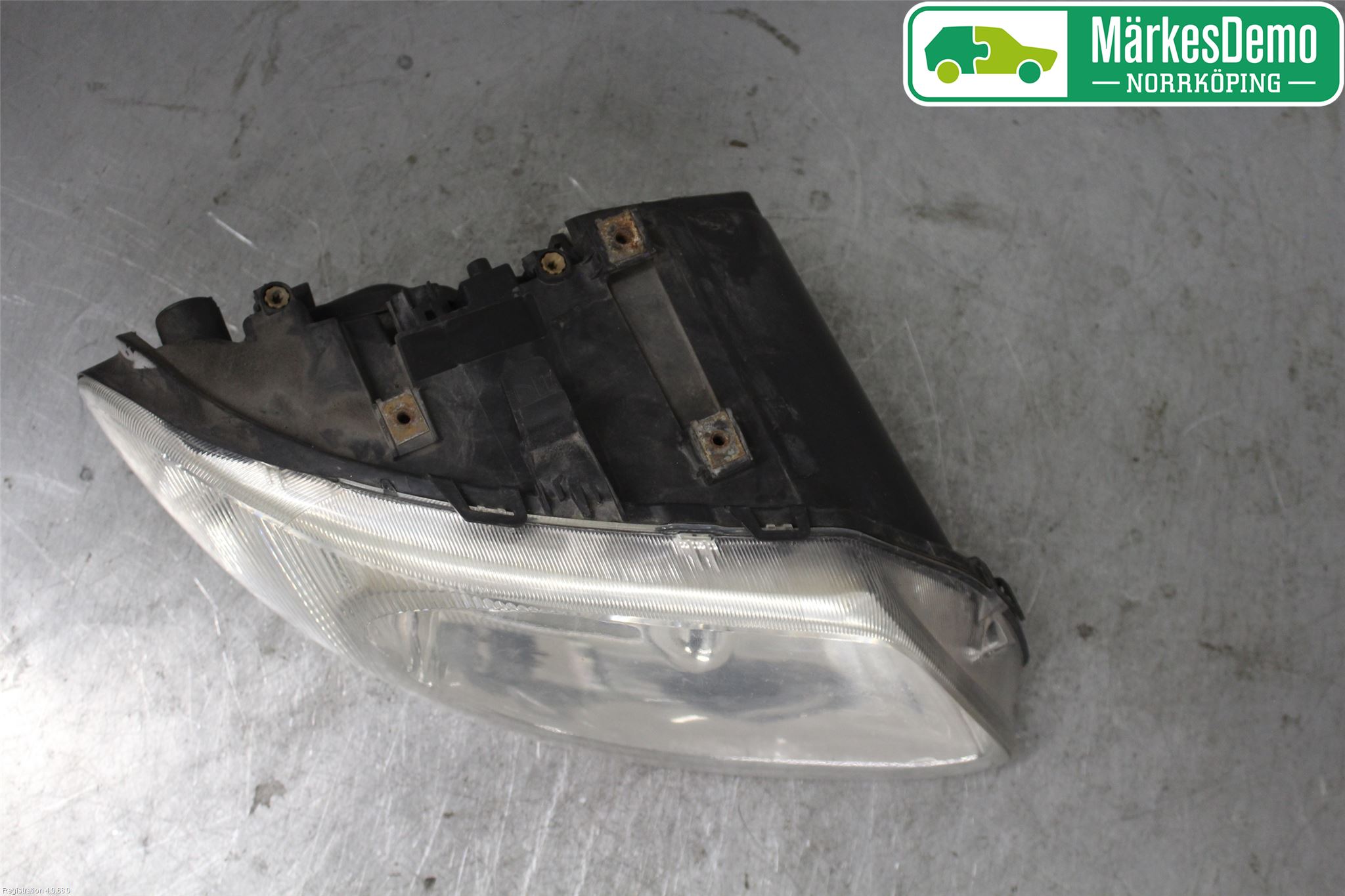 Chrysler CHR VOYAGER     04-07 Strålkastare Höger