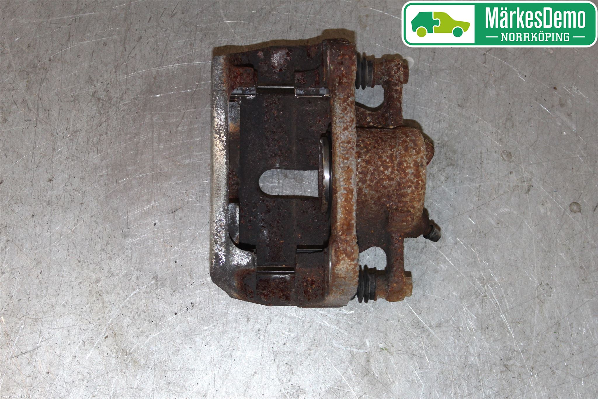 Renault KANGOO II 15-21 Bromsok Fram Höger