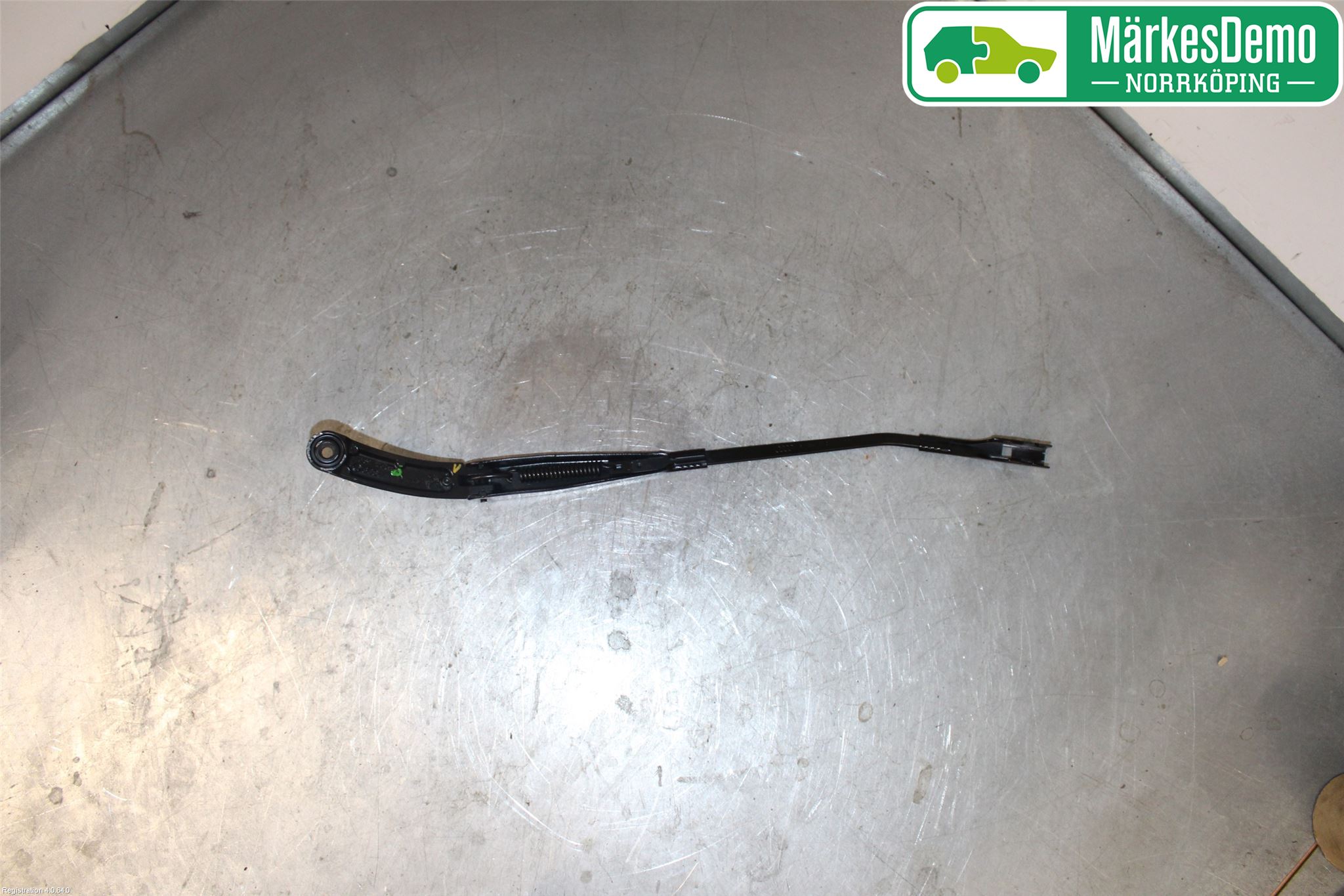 Audi A3/S3 8V 13-20 Torkararm Armar Vindruta