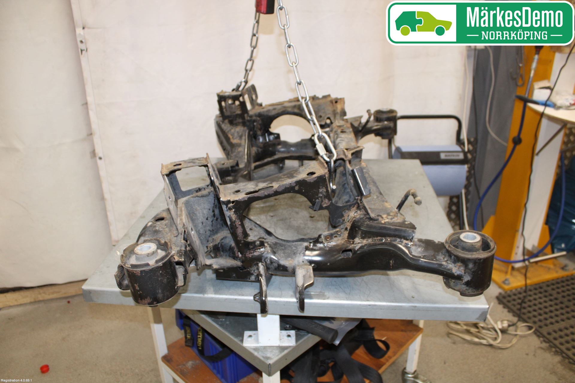 Jaguar F-PACE Bakaxelbalk