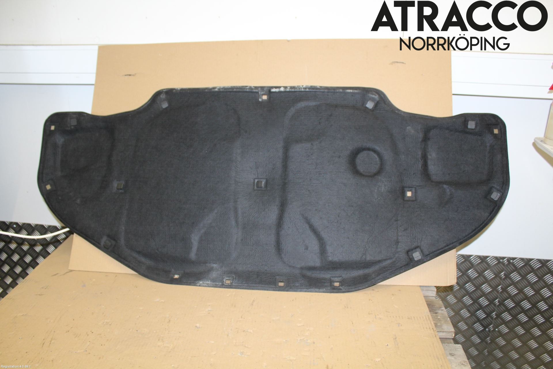 Audi A8/S8 4E  02-09 Huvisolering