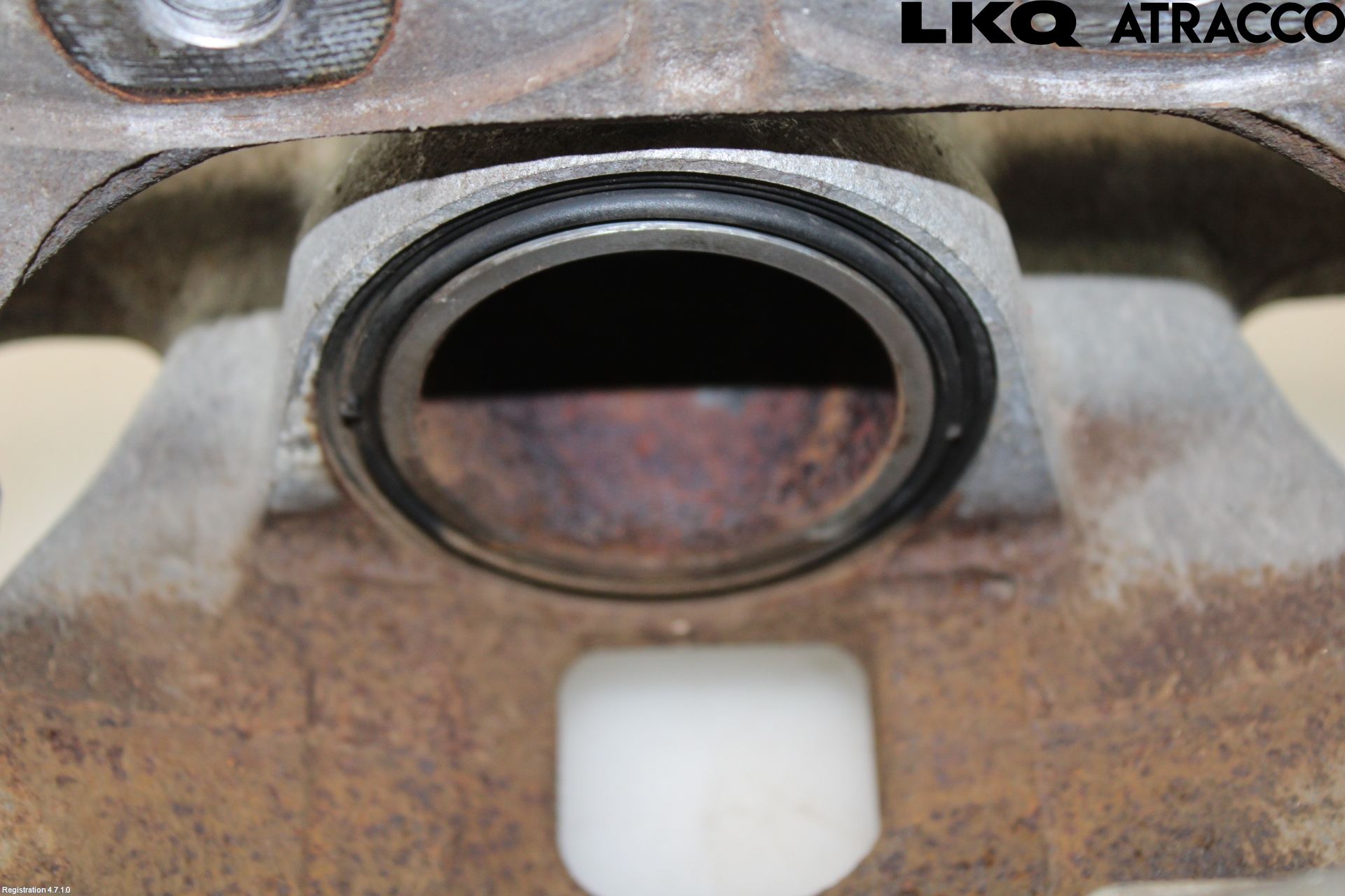 Opel CORSA F, CORSA-E 20- Bromsok Fram Höger