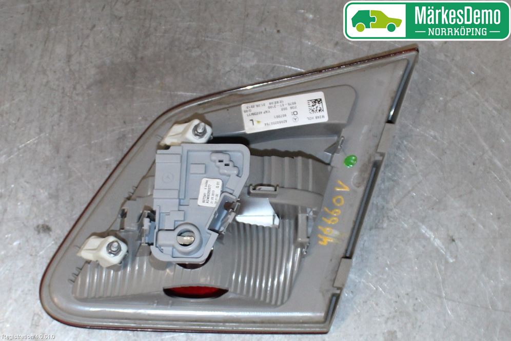 Mercedes-Benz MB B-KLASS (W246/W242) 12-19 Bakljus Lucka Vä