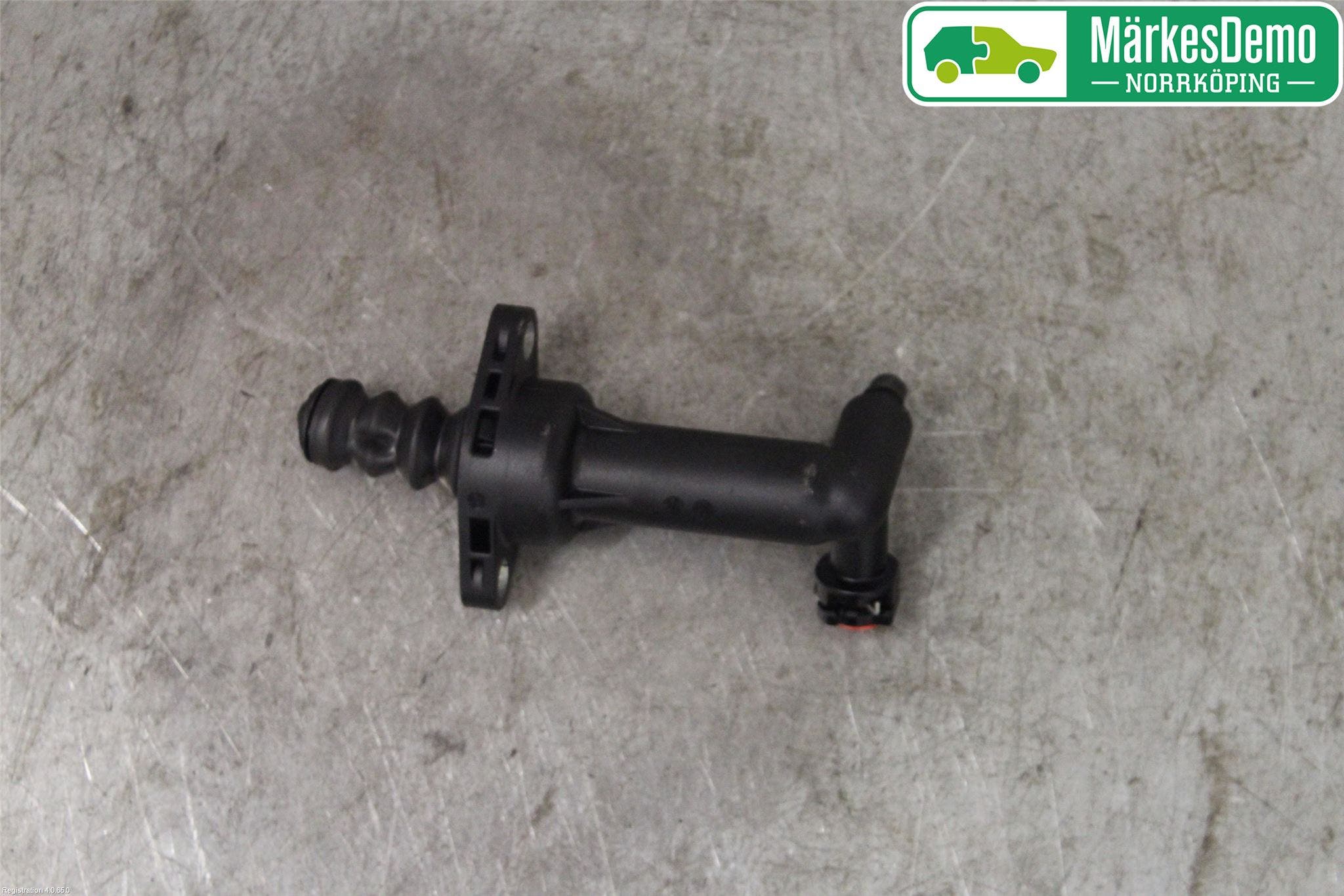 Volkswagen VW GOLF / E-GOLF VII 13-20 Kopplingscylinder Slav