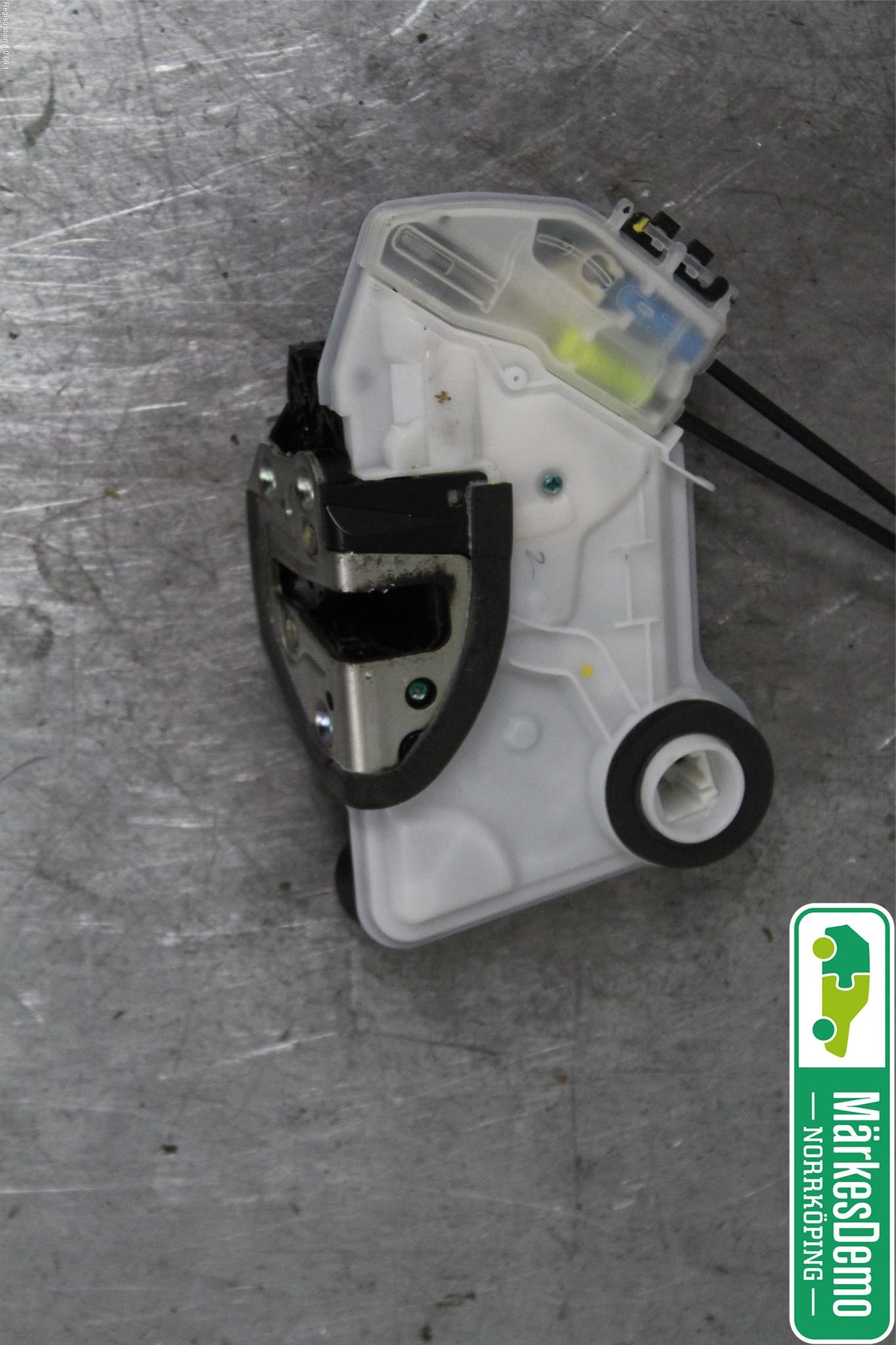 Toyota AYGO 15-21 Låskista-Dörrlås