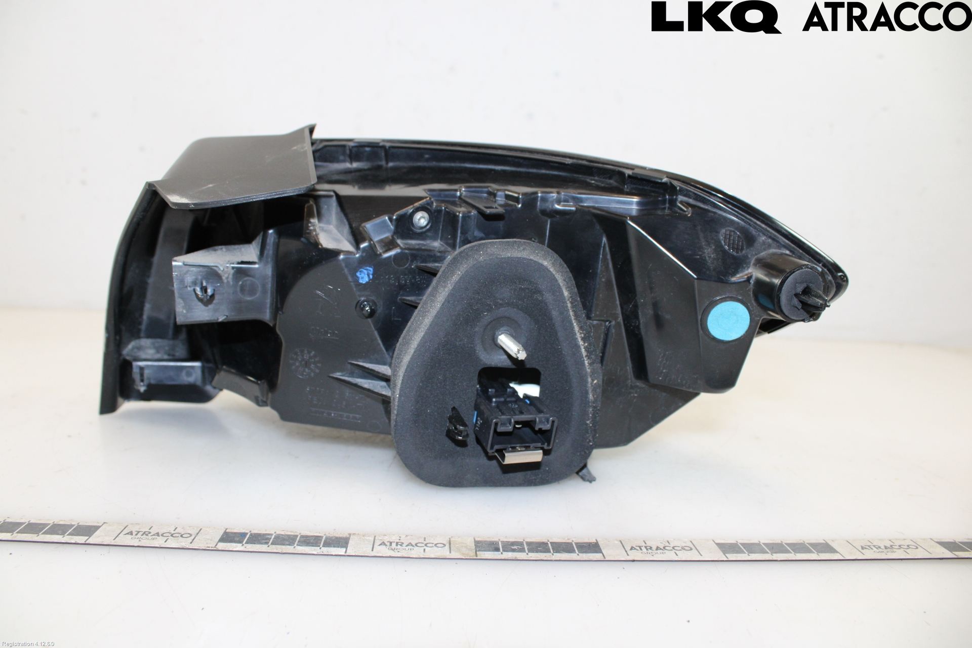 Peugeot 208/E-208 20- Bakljus Vänster