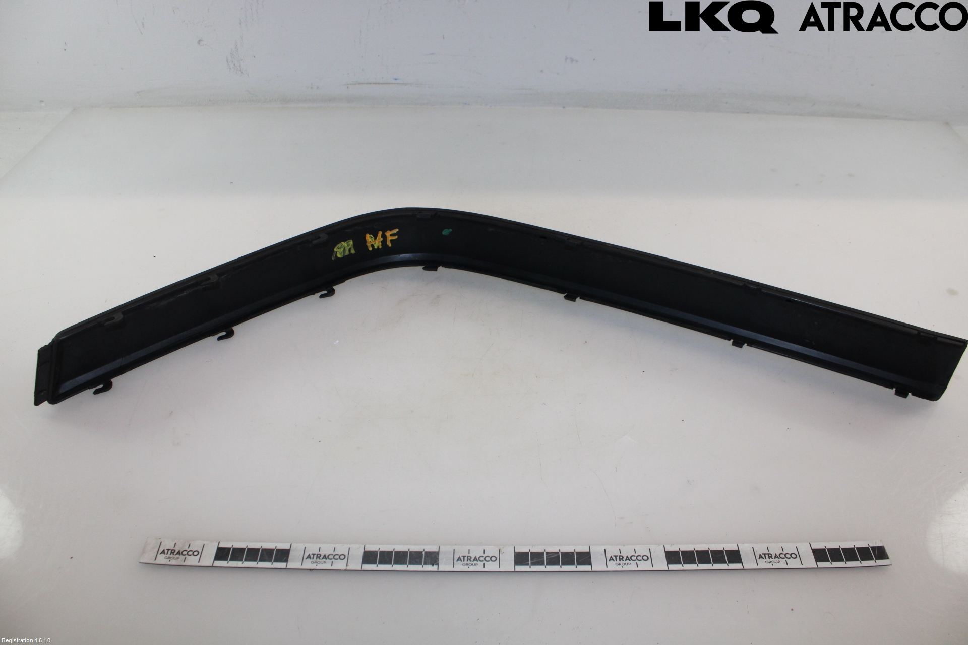 BMW 5 E34      88-96 Stötfångarlist Fram