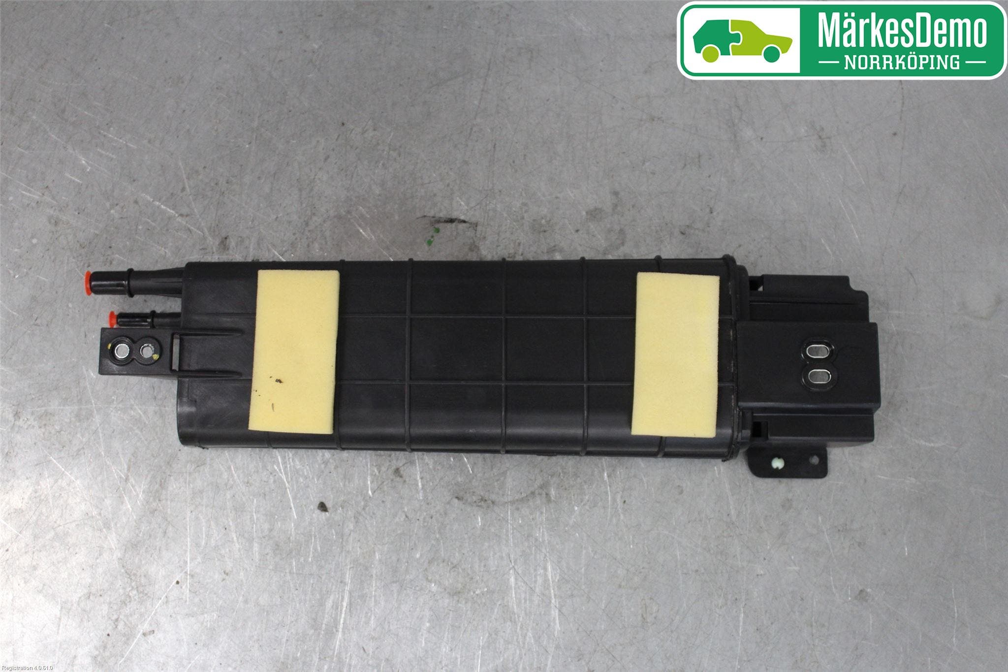 Jaguar F-TYPE Bränsle Kolkanister