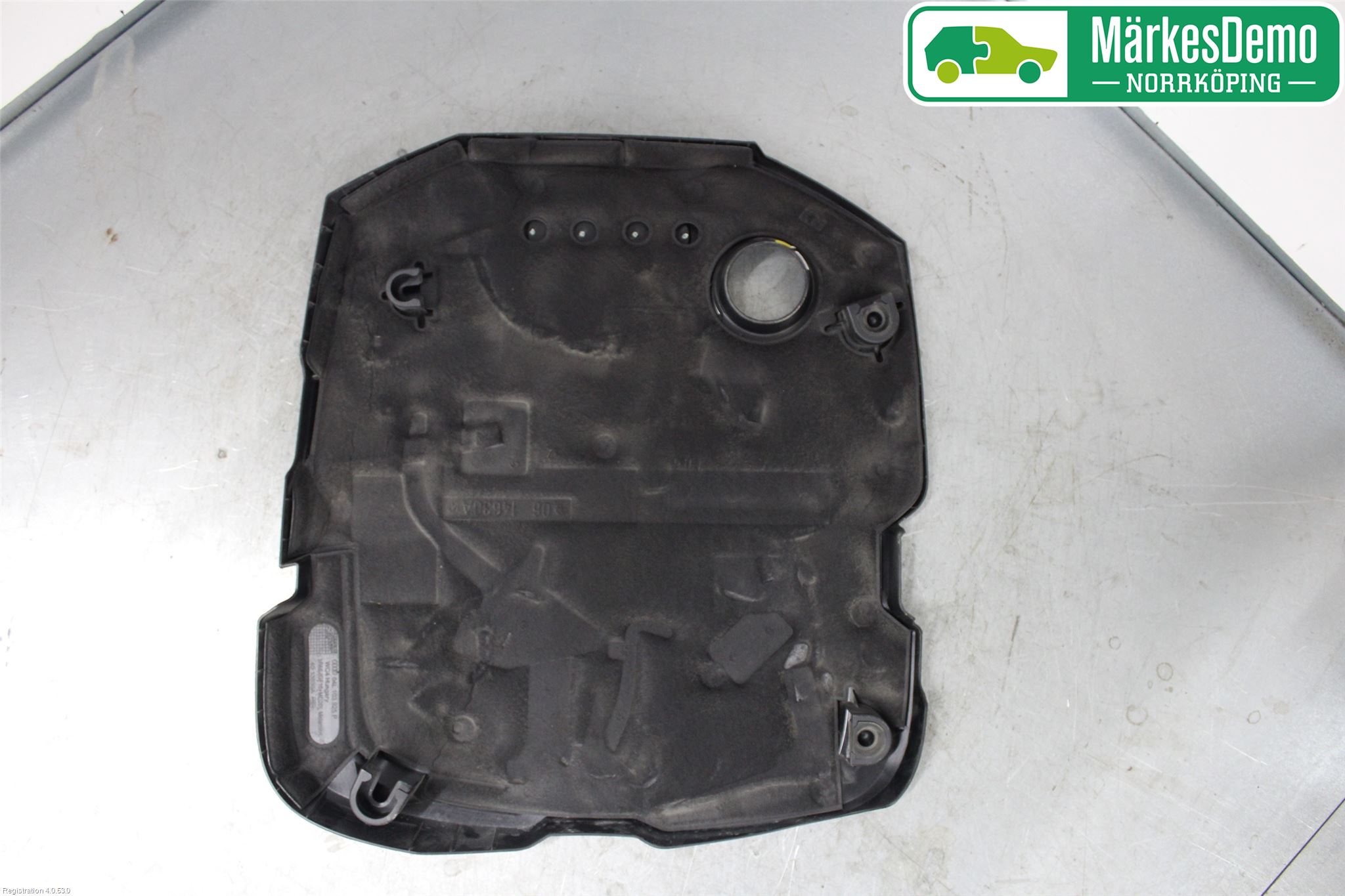 Audi A4/S4 B9 16-19 Motorkåpa