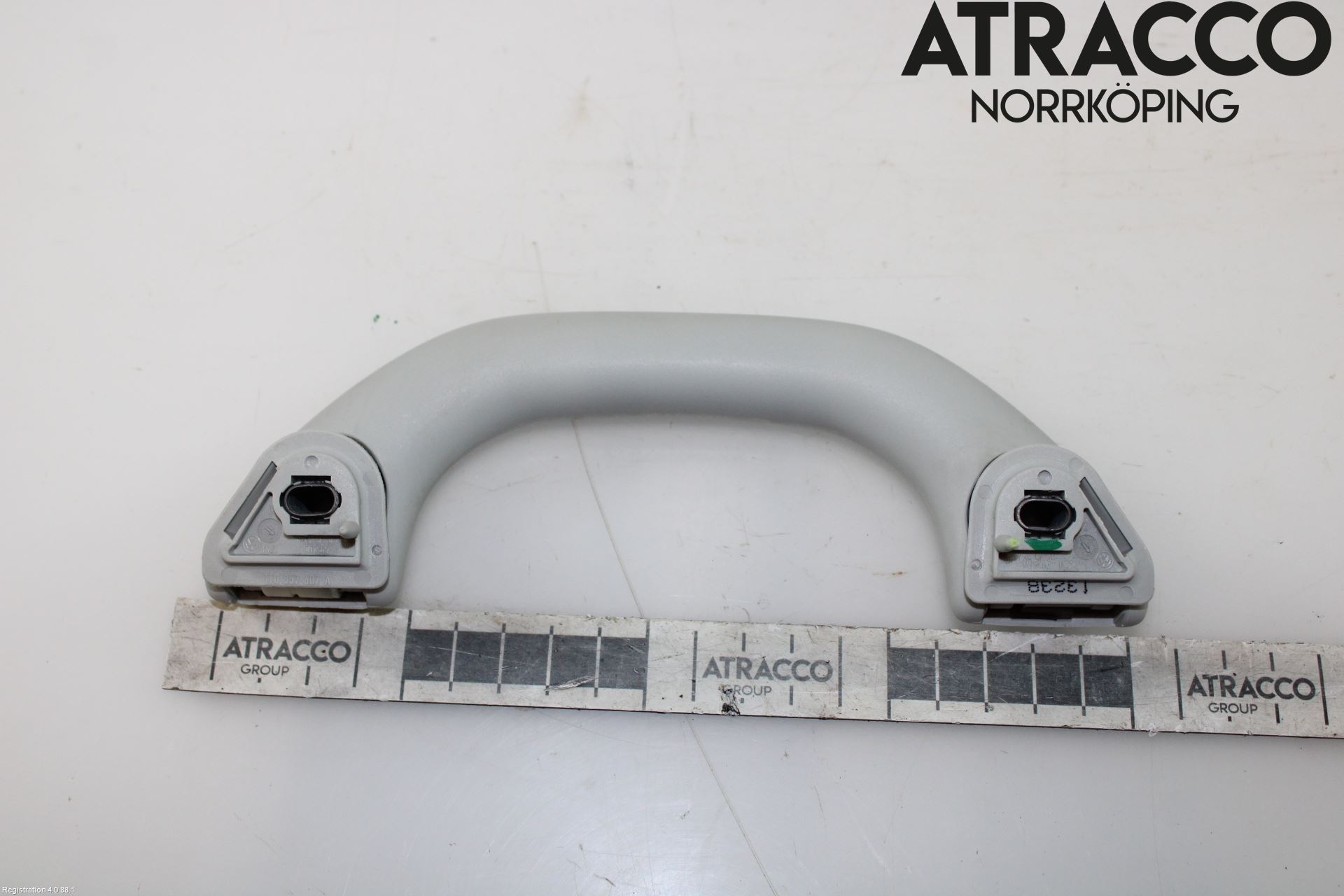 Volkswagen VW TOURAN 03-10 Kurvhandtag I Tak