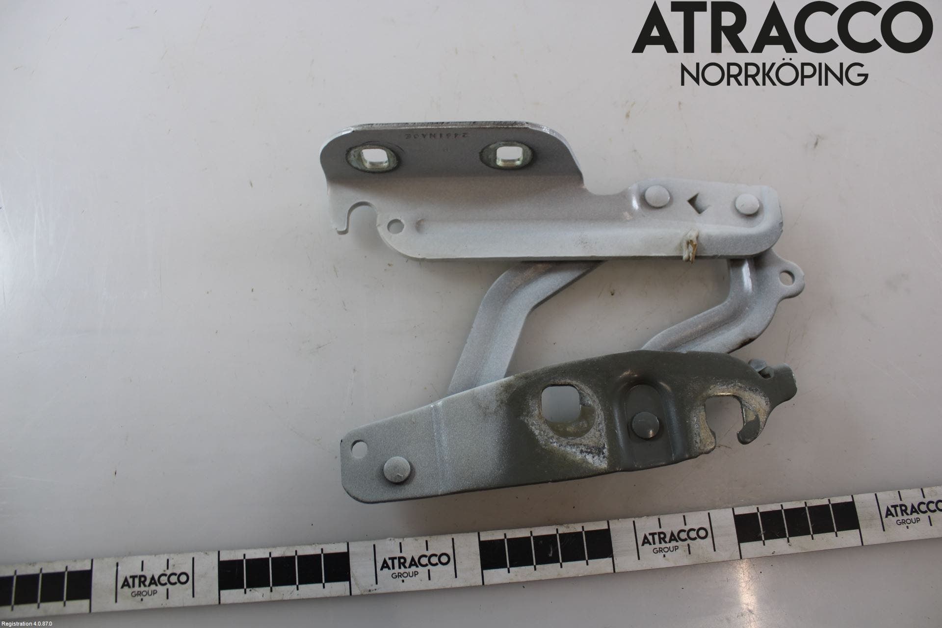 Ford FIESTA 09-12 Huvgångjärn