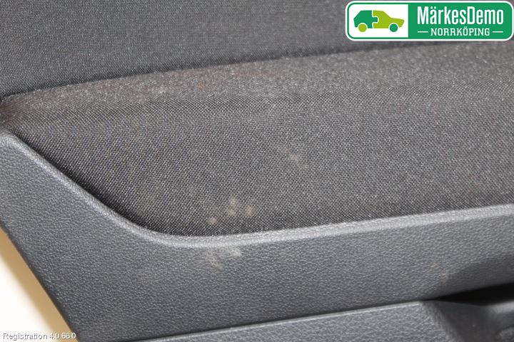 Volkswagen VW GOLF SPORTSVAN 15-20 Dörrklädsel Vä